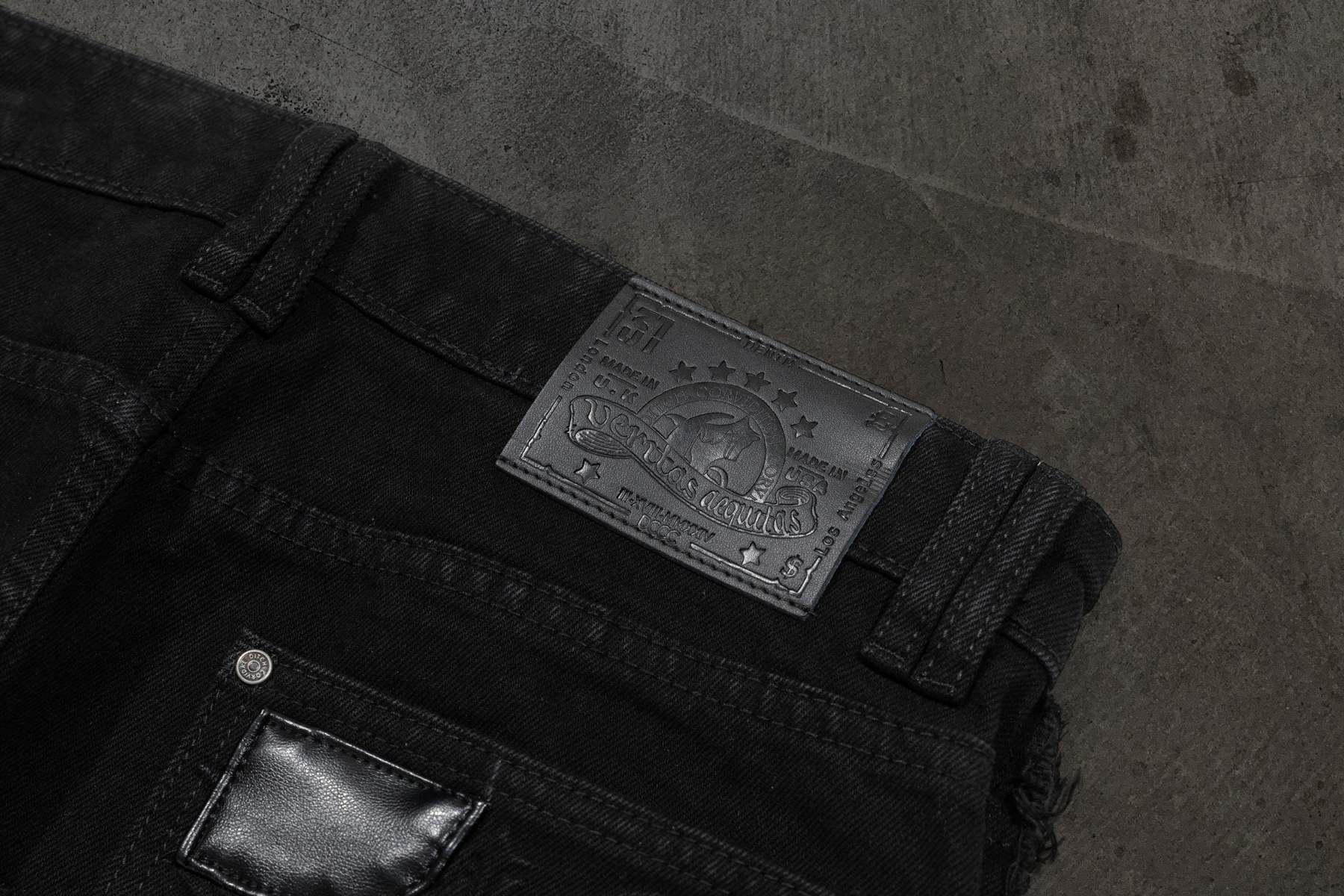 CORVIDITCH EMBOSSED DENIM (NOIR)-IYAMIUIO