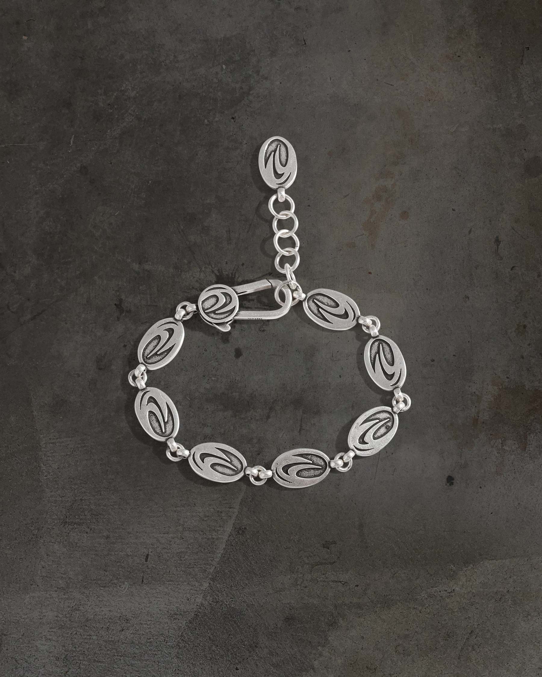 DITCH CHARM BRACELET-IYAMIUIO