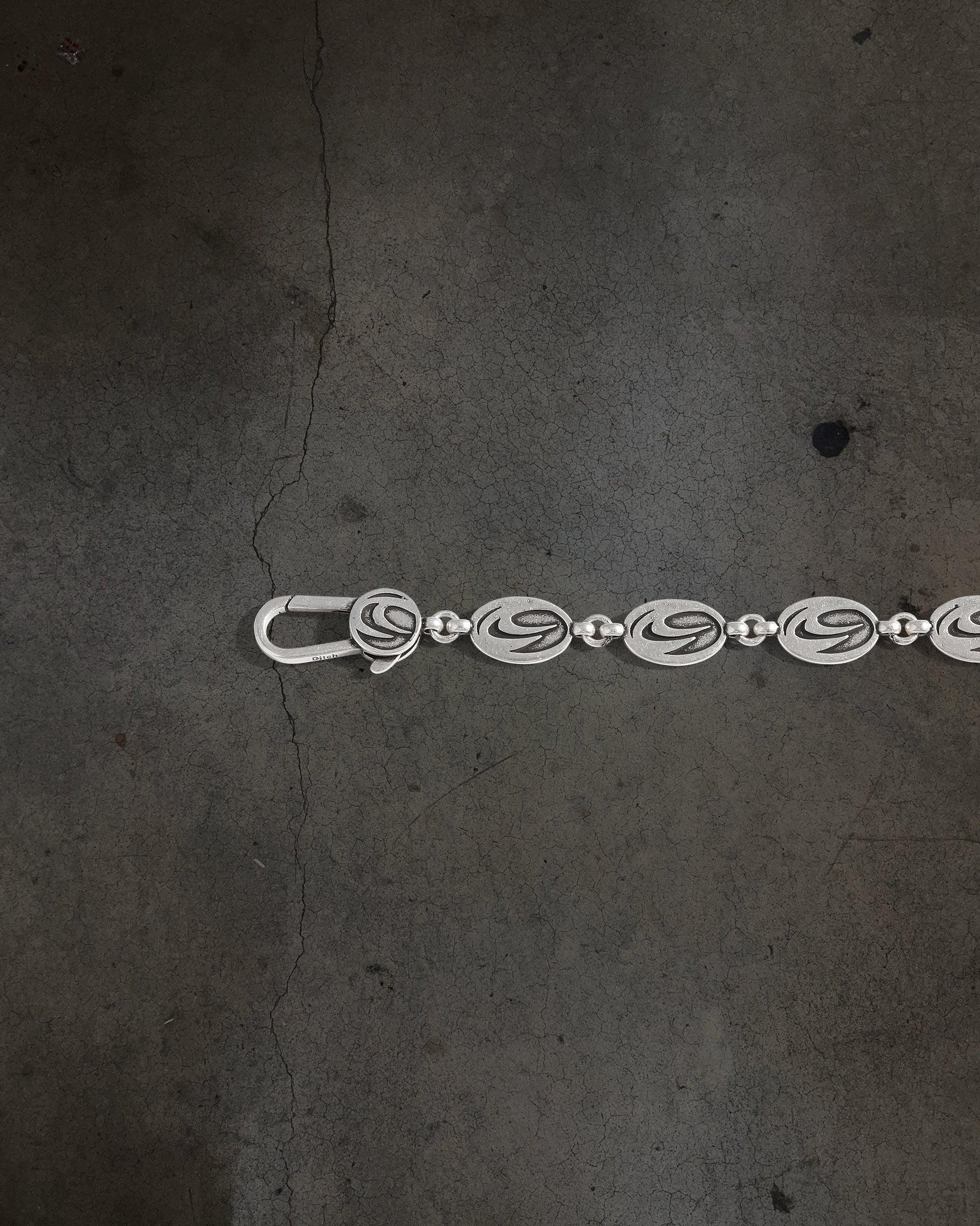 DITCH CHARM BRACELET-IYAMIUIO