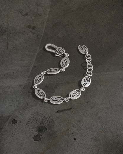 DITCH CHARM BRACELET-IYAMIUIO