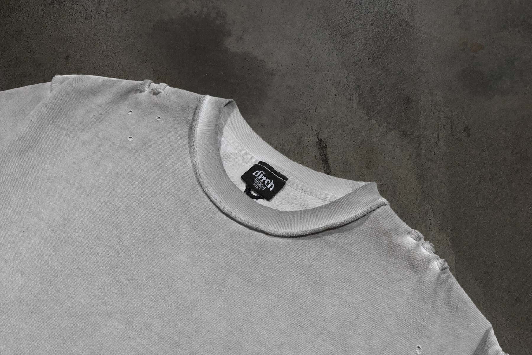 HOOK TEE (DYED GREY)-IYAMIUIO