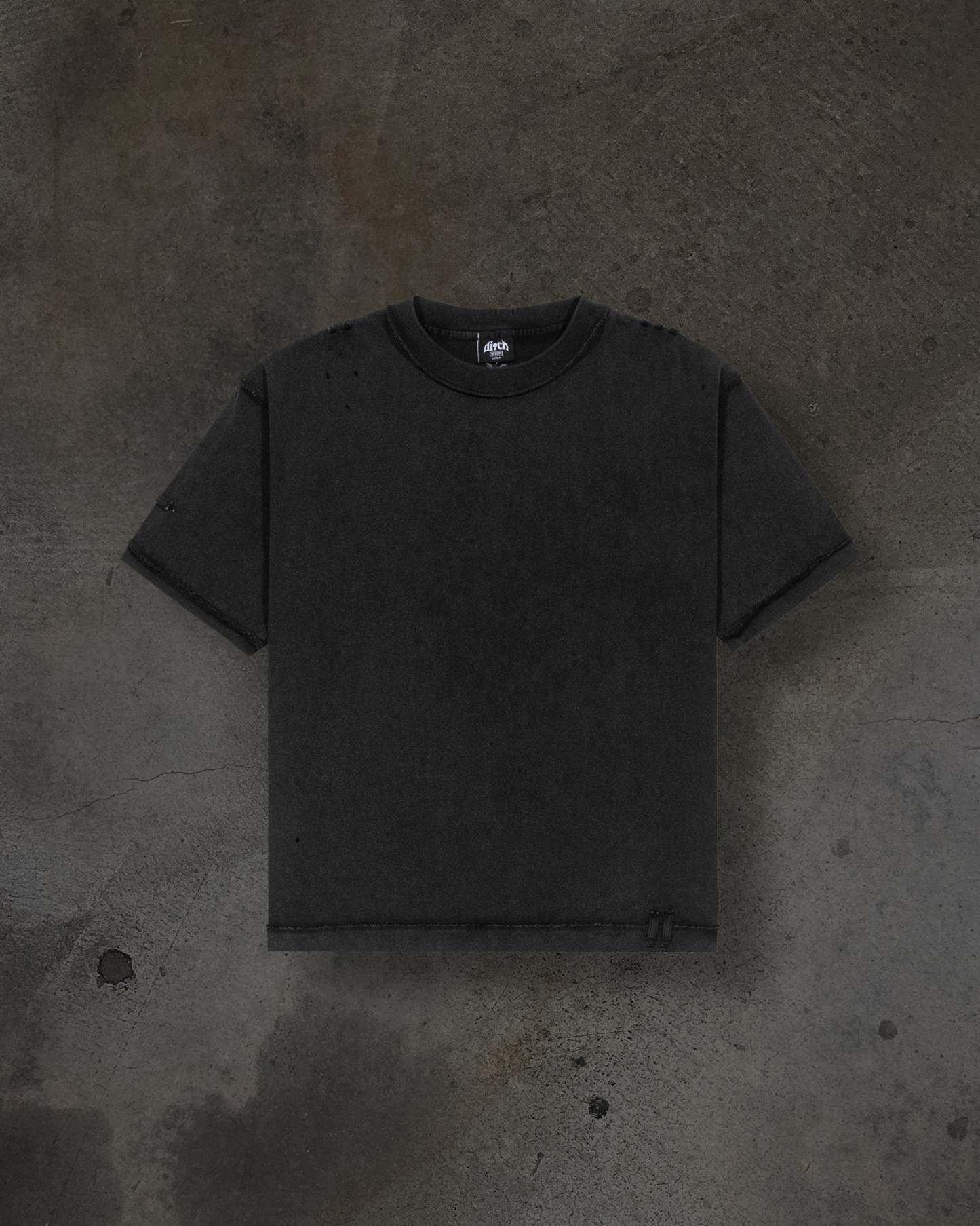 HOOK TEE (COAL)-IYAMIUIO