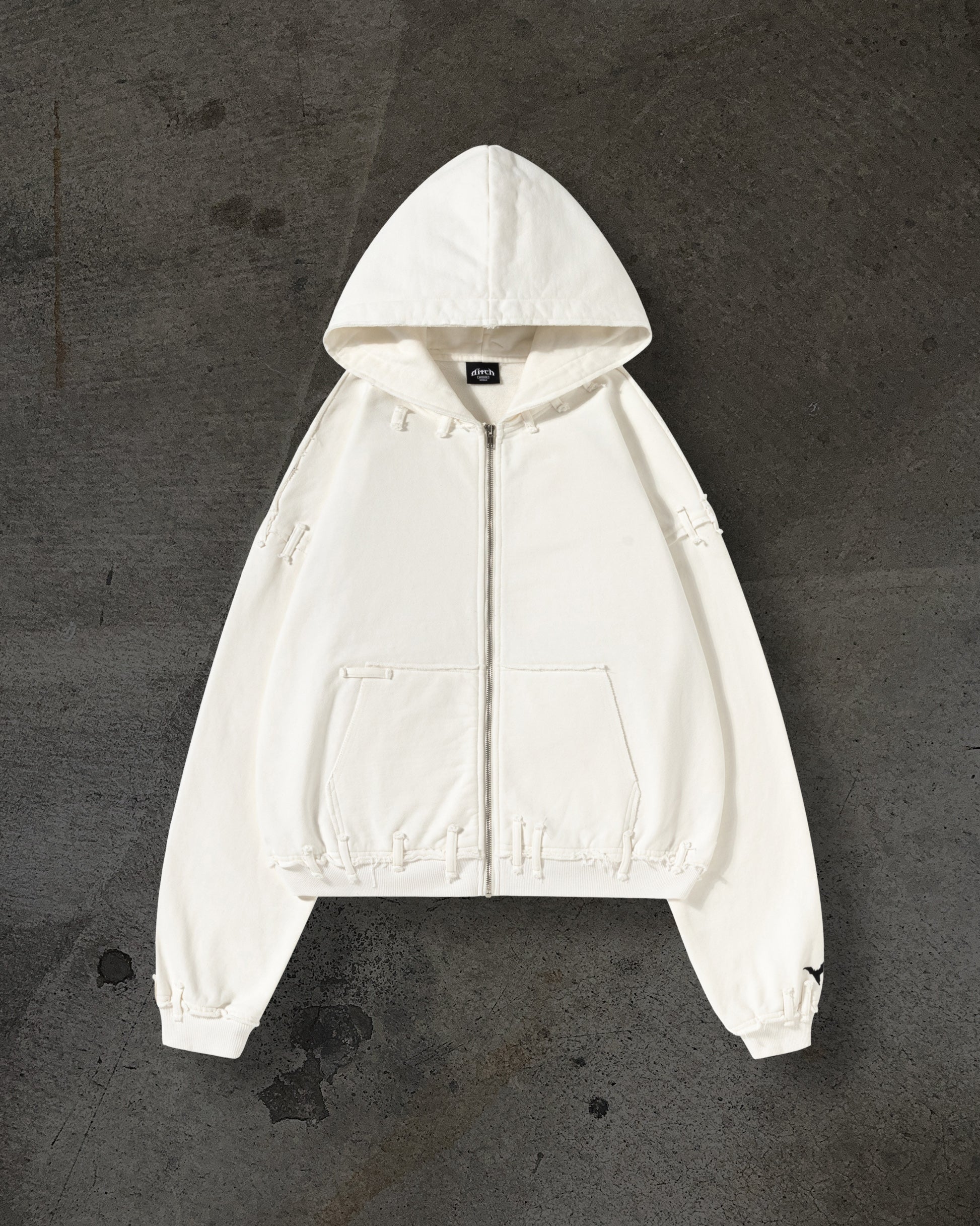 STRAITJACKET (BONE)-IYAMIUIO