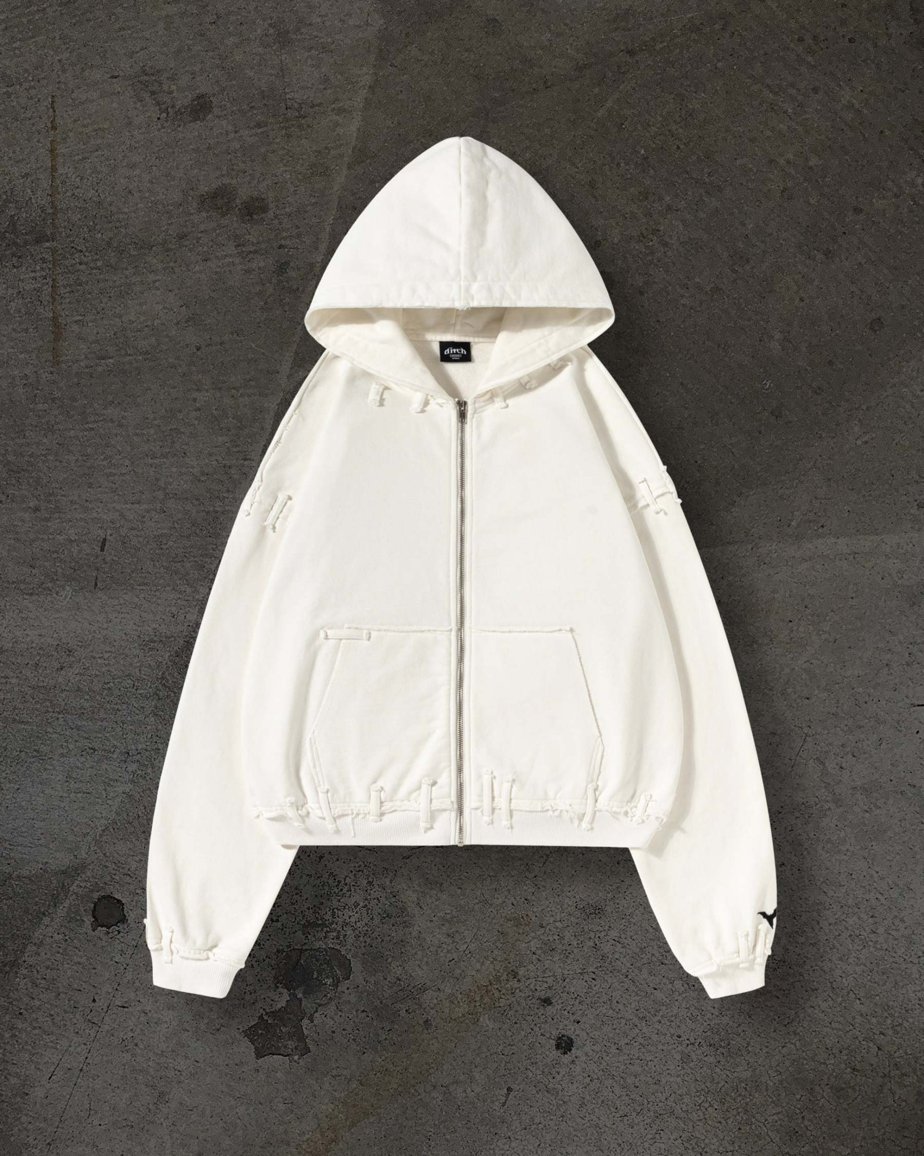 STRAITJACKET (BONE)-IYAMIUIO