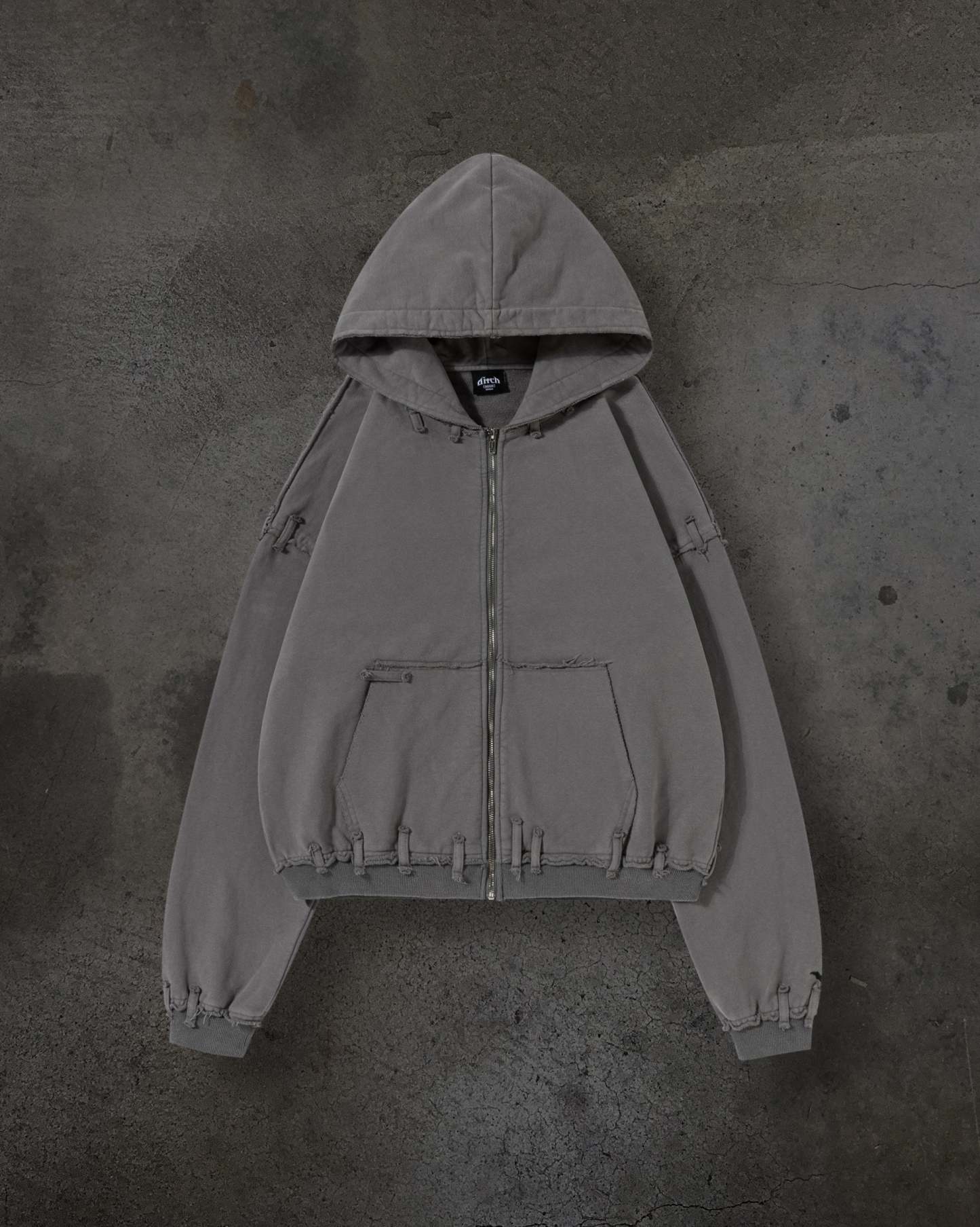 STRAITJACKET (CEMENT)-IYAMIUIO