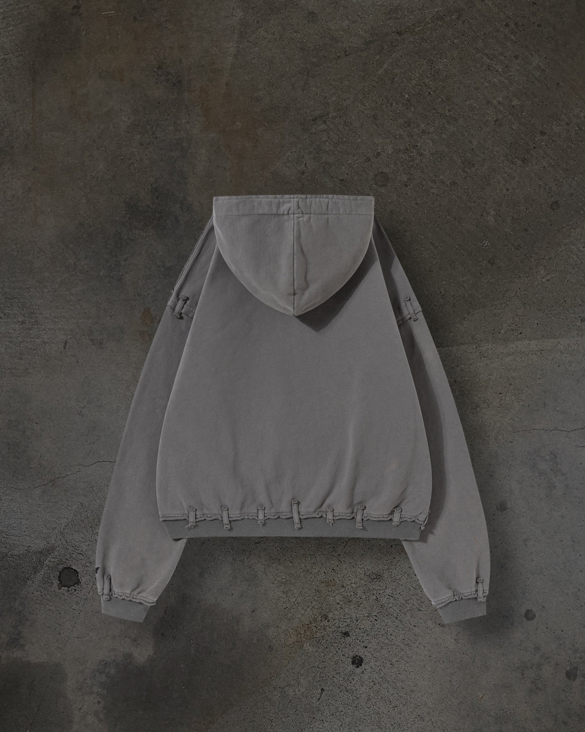 STRAITJACKET (CEMENT)-IYAMIUIO