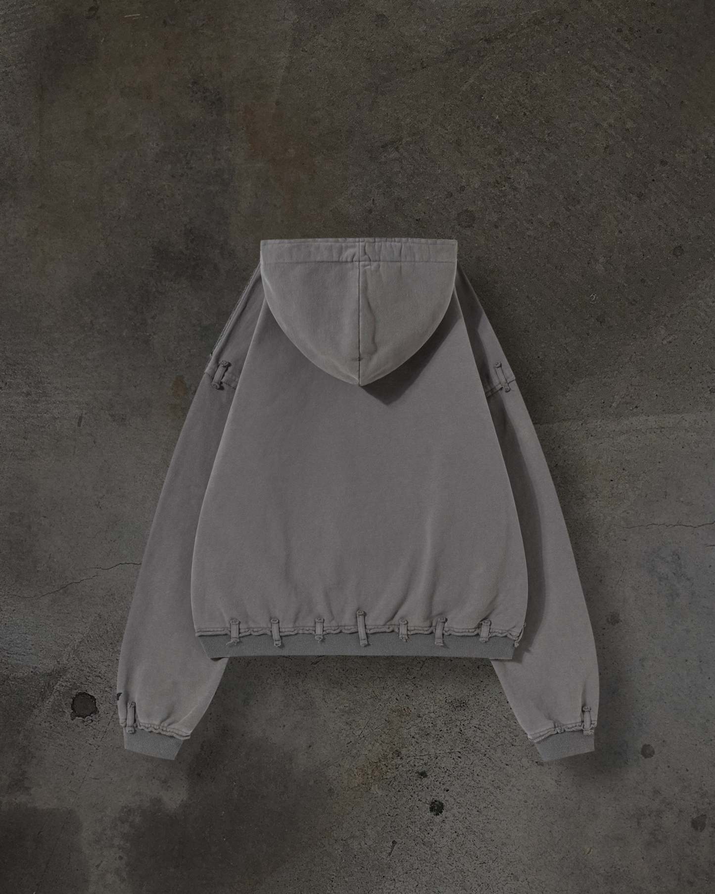 STRAITJACKET (CEMENT)-IYAMIUIO