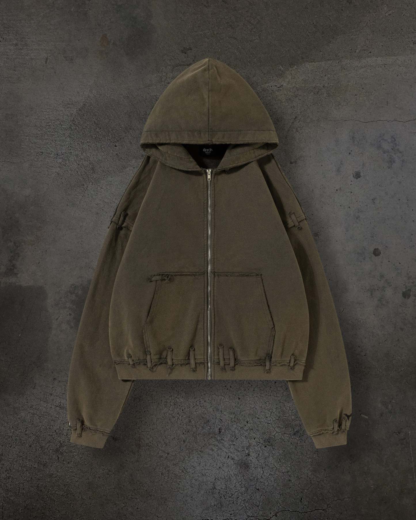 STRAITJACKET (ASH)-IYAMIUIO