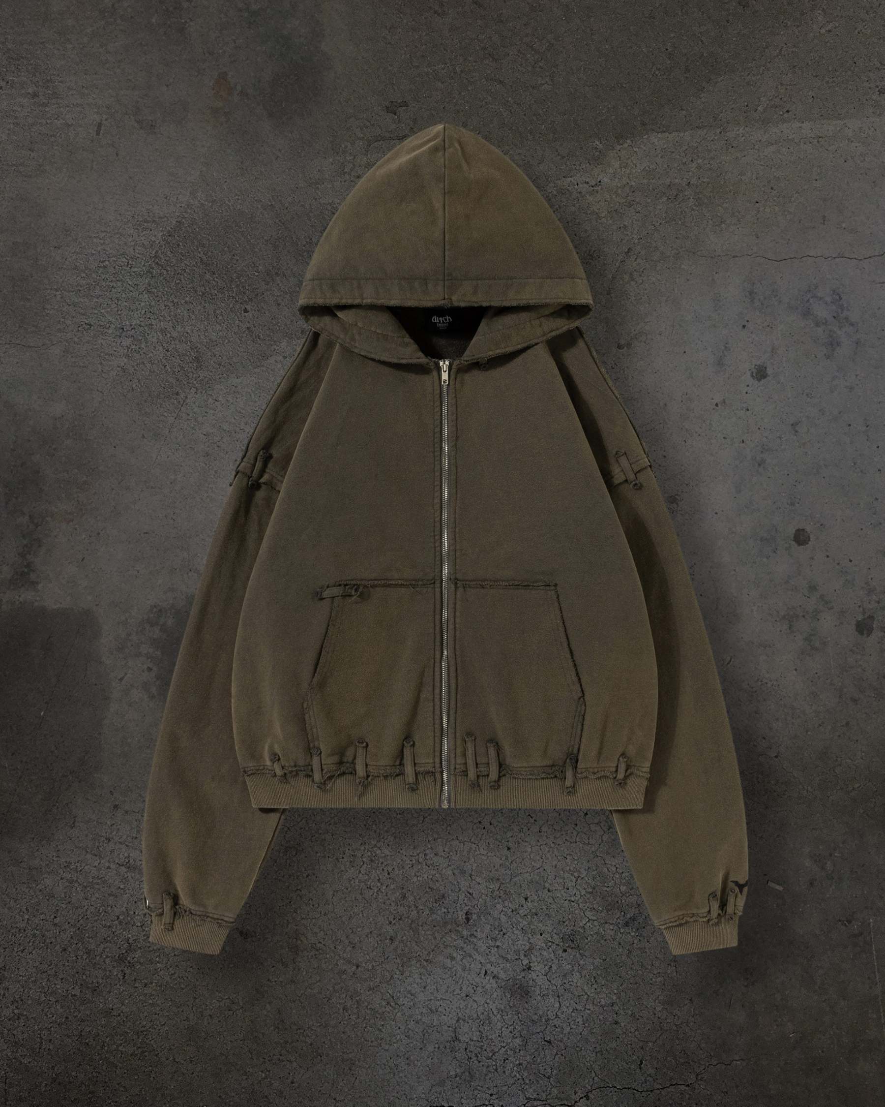 STRAITJACKET (ASH)-IYAMIUIO