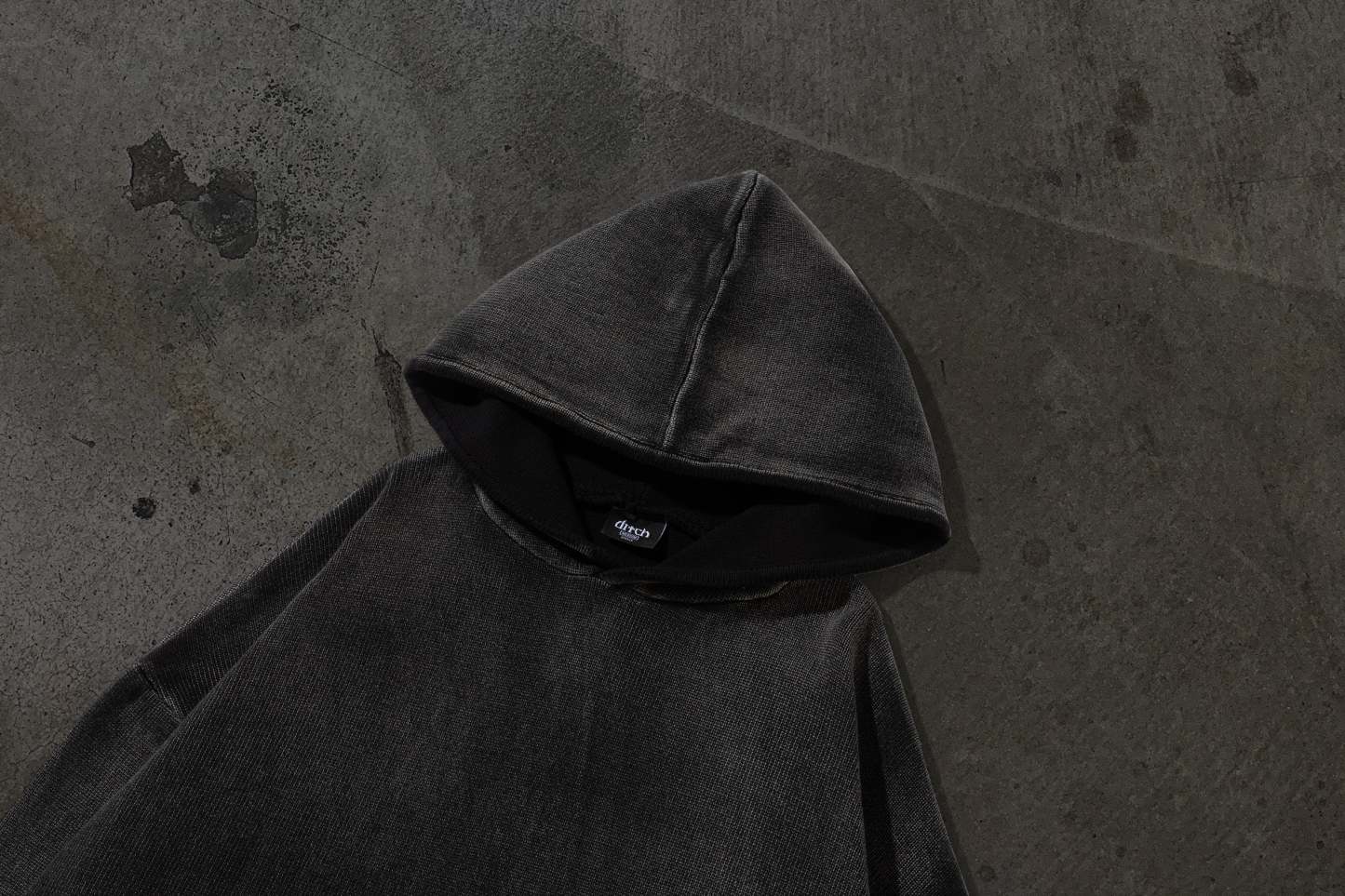 KNITTED PULLOVER (COAL)-IYAMIUIO