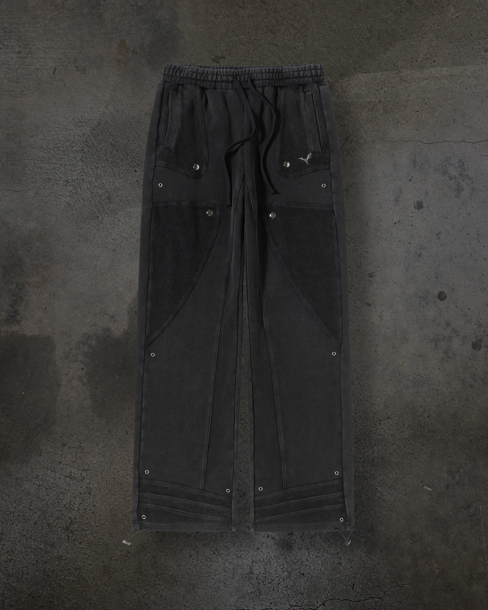 TRACK SWEATS (COAL)-IYAMIUIO