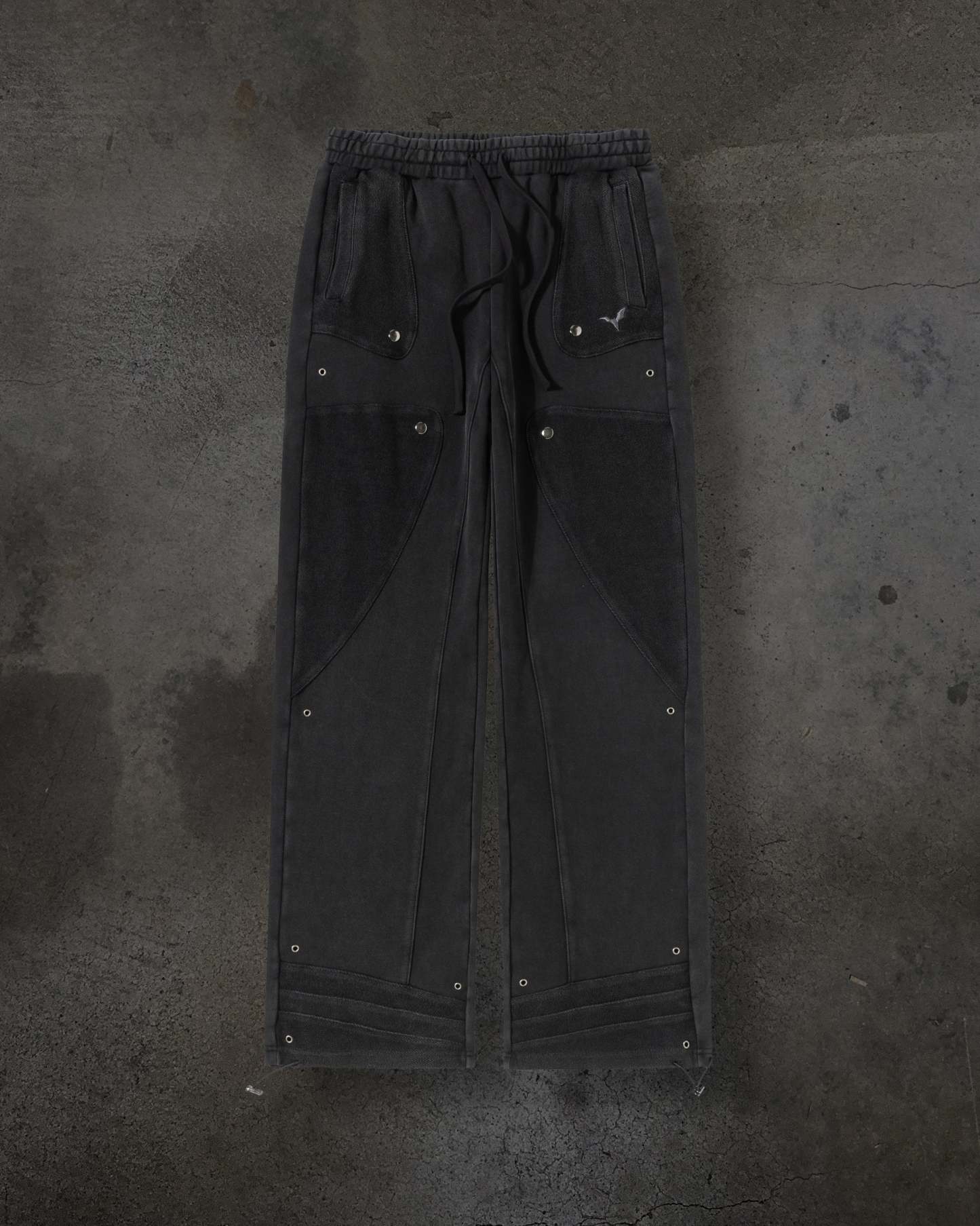 TRACK SWEATS (COAL)-IYAMIUIO