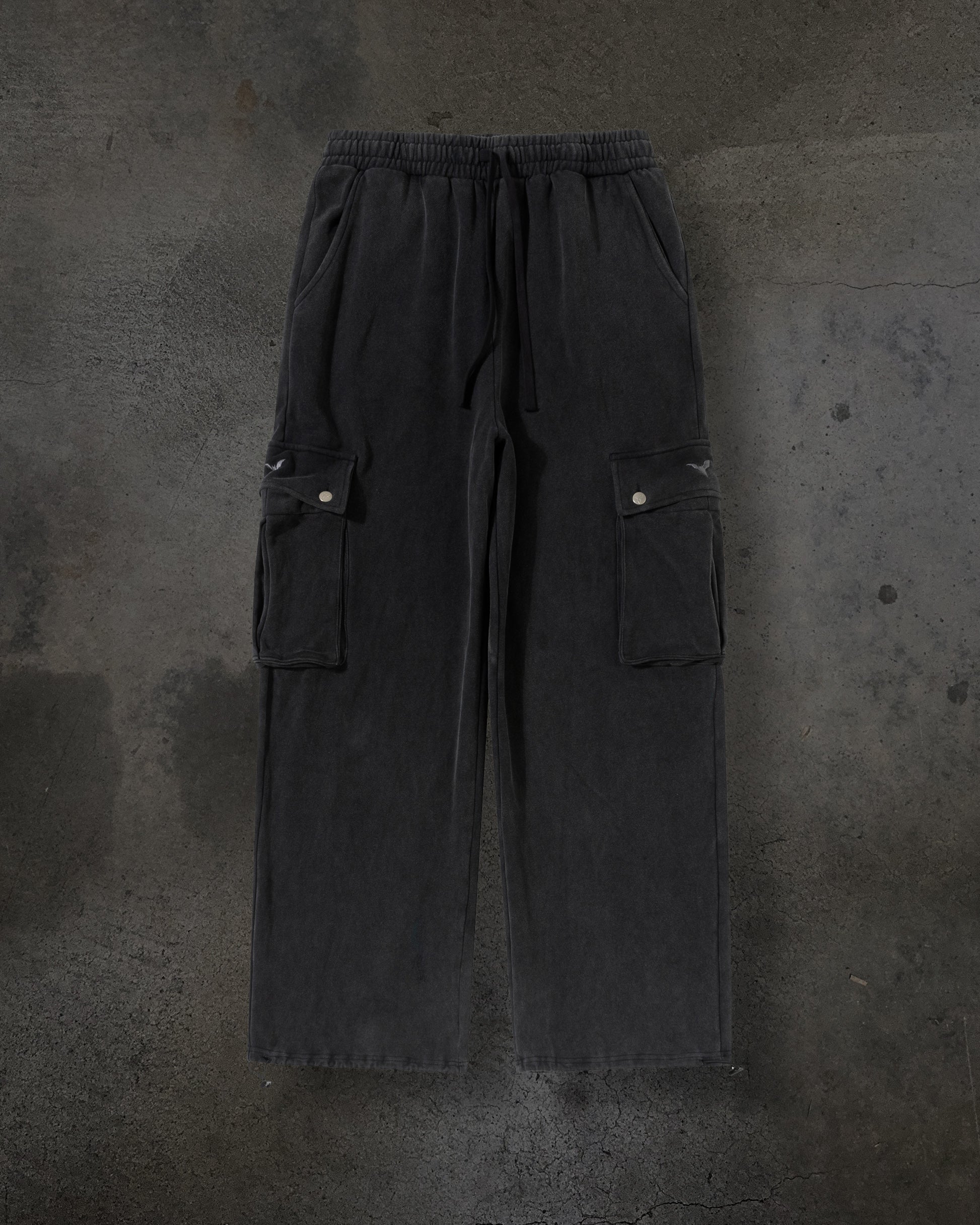 CARGO SWEATS (COAL)-IYAMIUIO