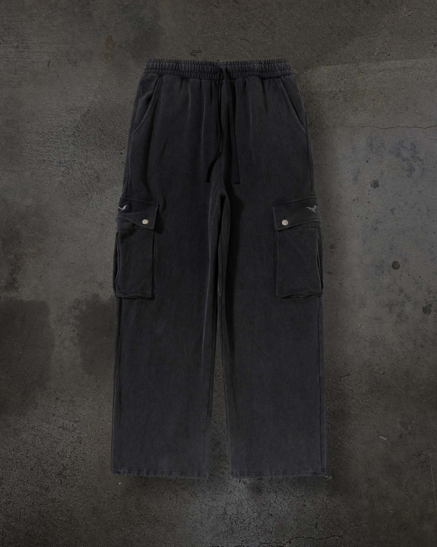 CARGO SWEATS (COAL)-IYAMIUIO