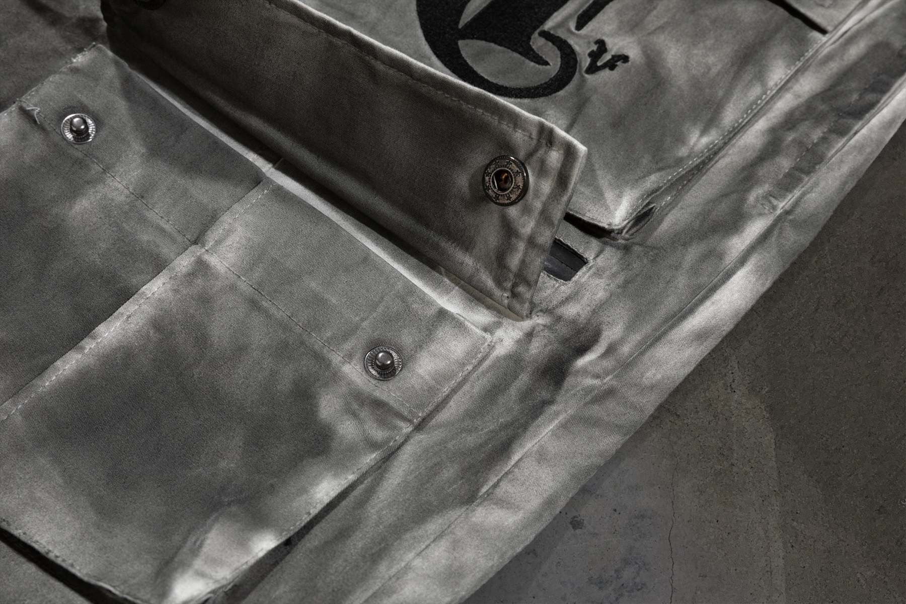 CORVIDITCH CONVERTIBLE CARGO PANTS (GREY)-IYAMIUIO