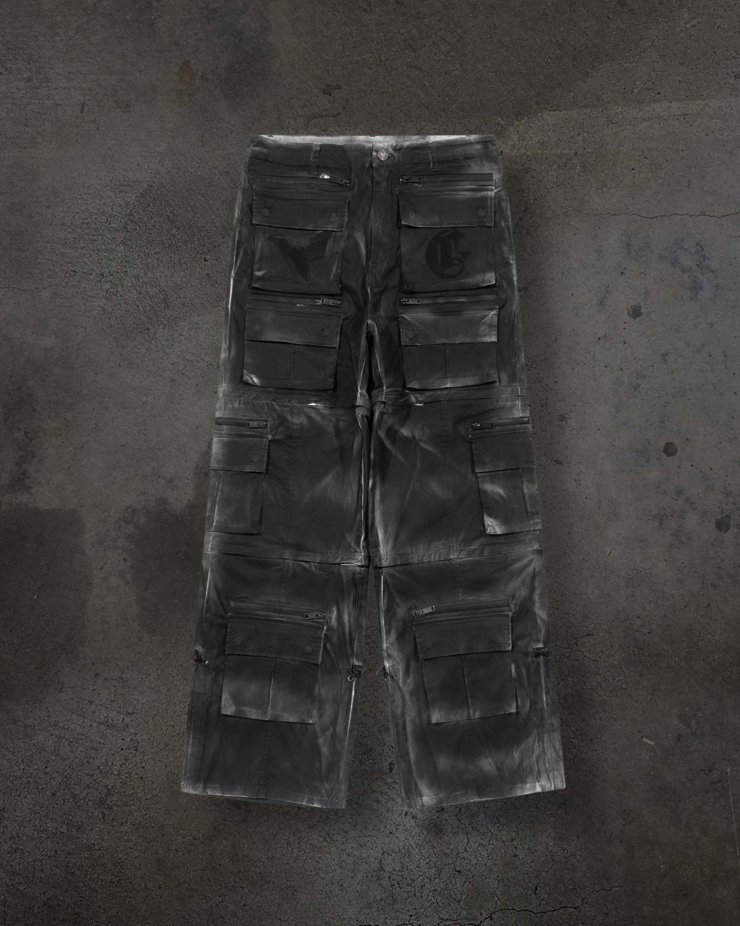 CORVIDITCH CONVERTIBLE CARGO PANTS (COAL)-IYAMIUIO