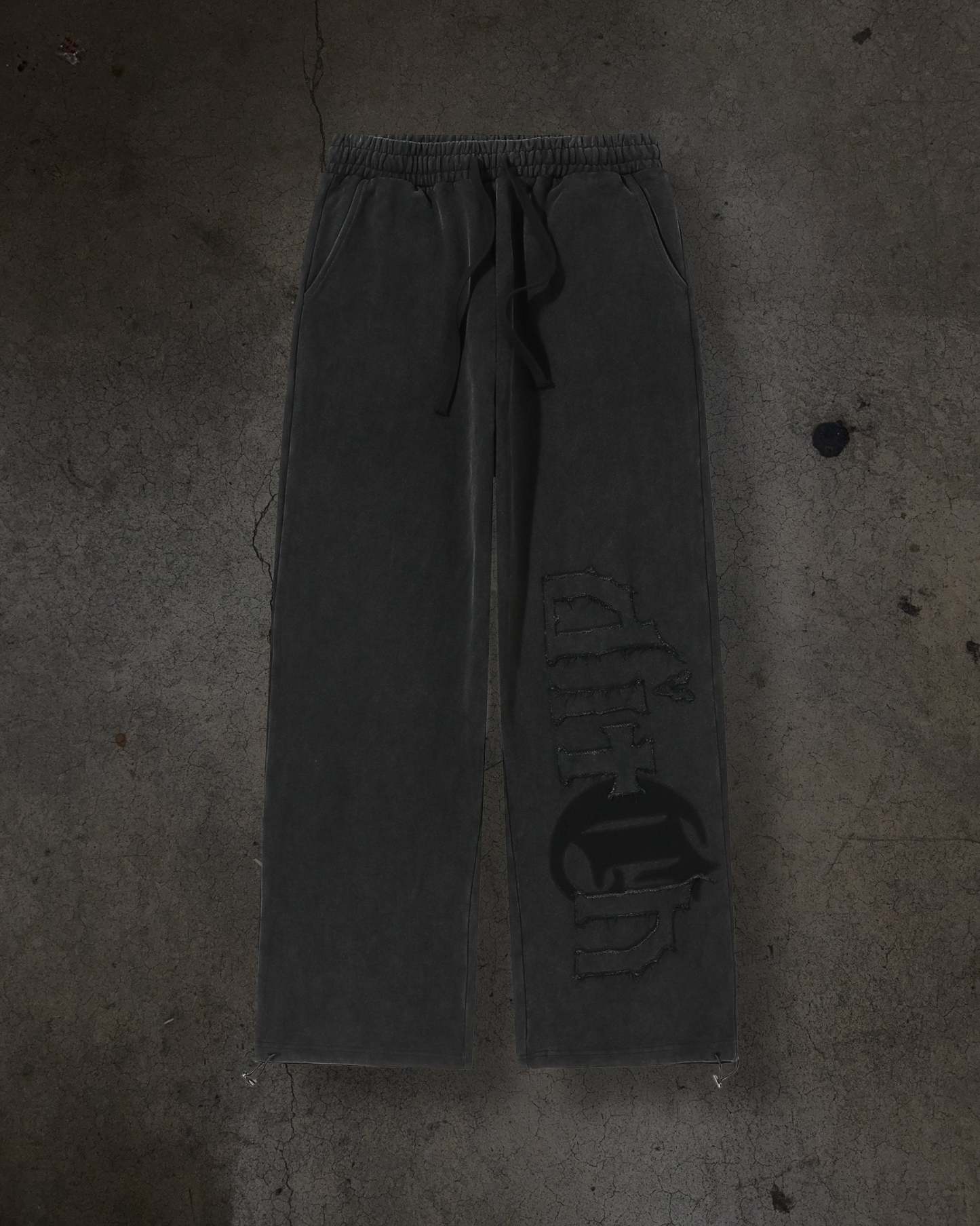 CORVIDITCH MISSING PATCH SWEATS (COAL)-IYAMIUIO