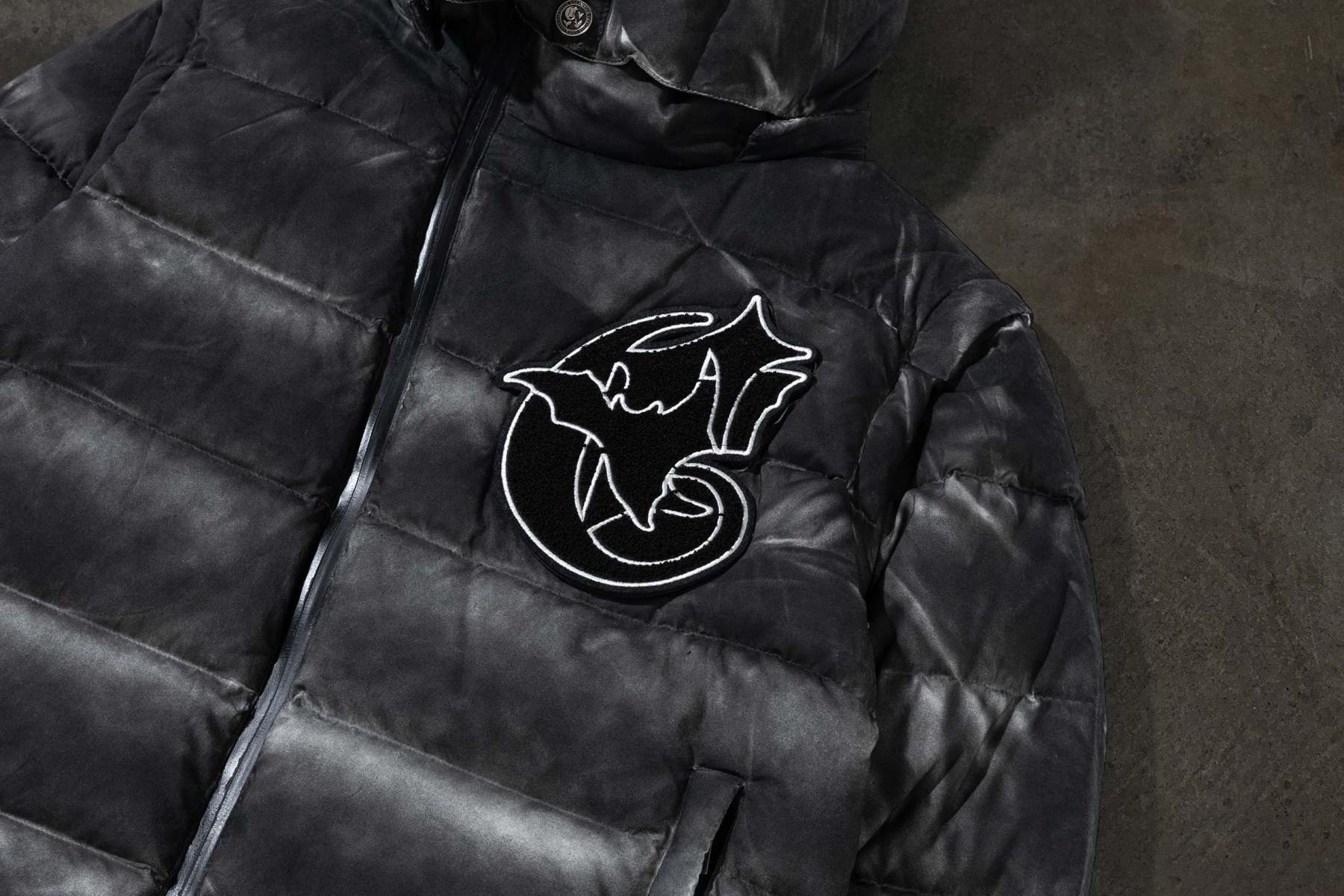 CORVIDITCH WASHED PUFFER (COAL)-IYAMIUIO