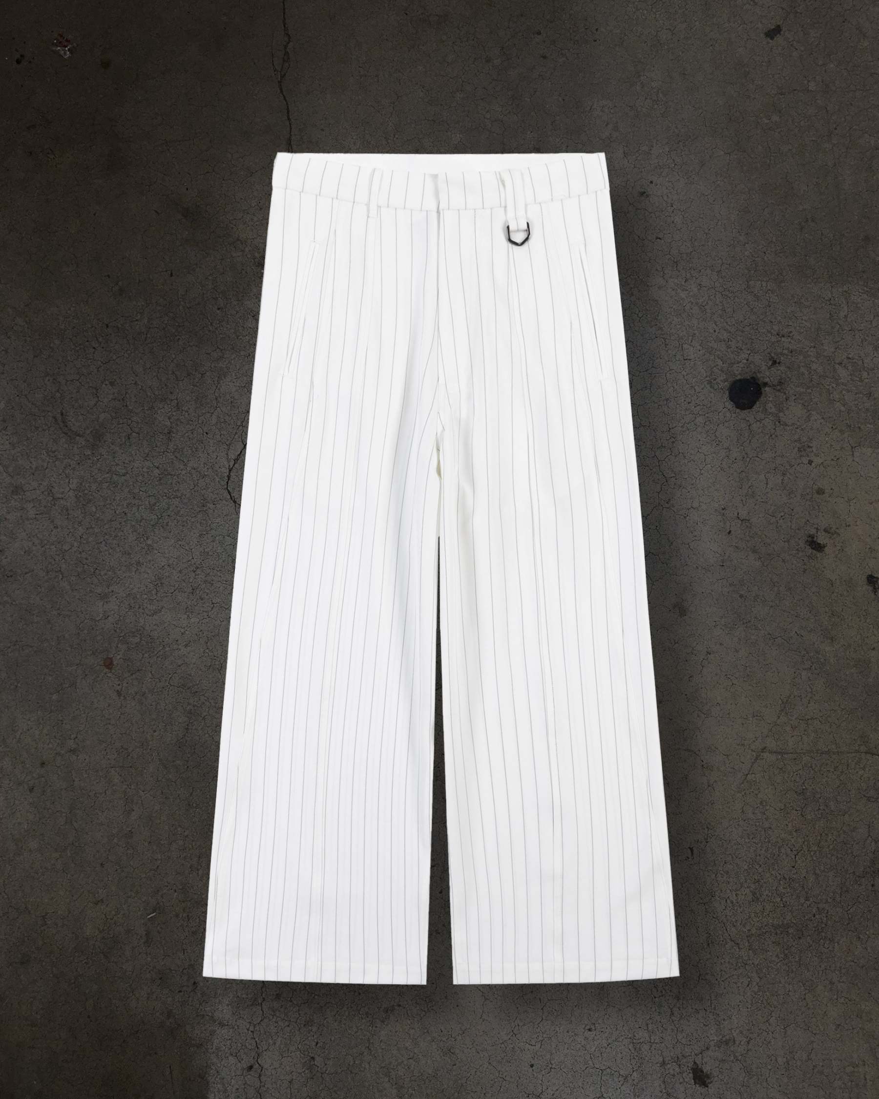 WIDE-LEG DRESS PANTS (PINSTRIPED WHT/BLK)-IYAMIUIO