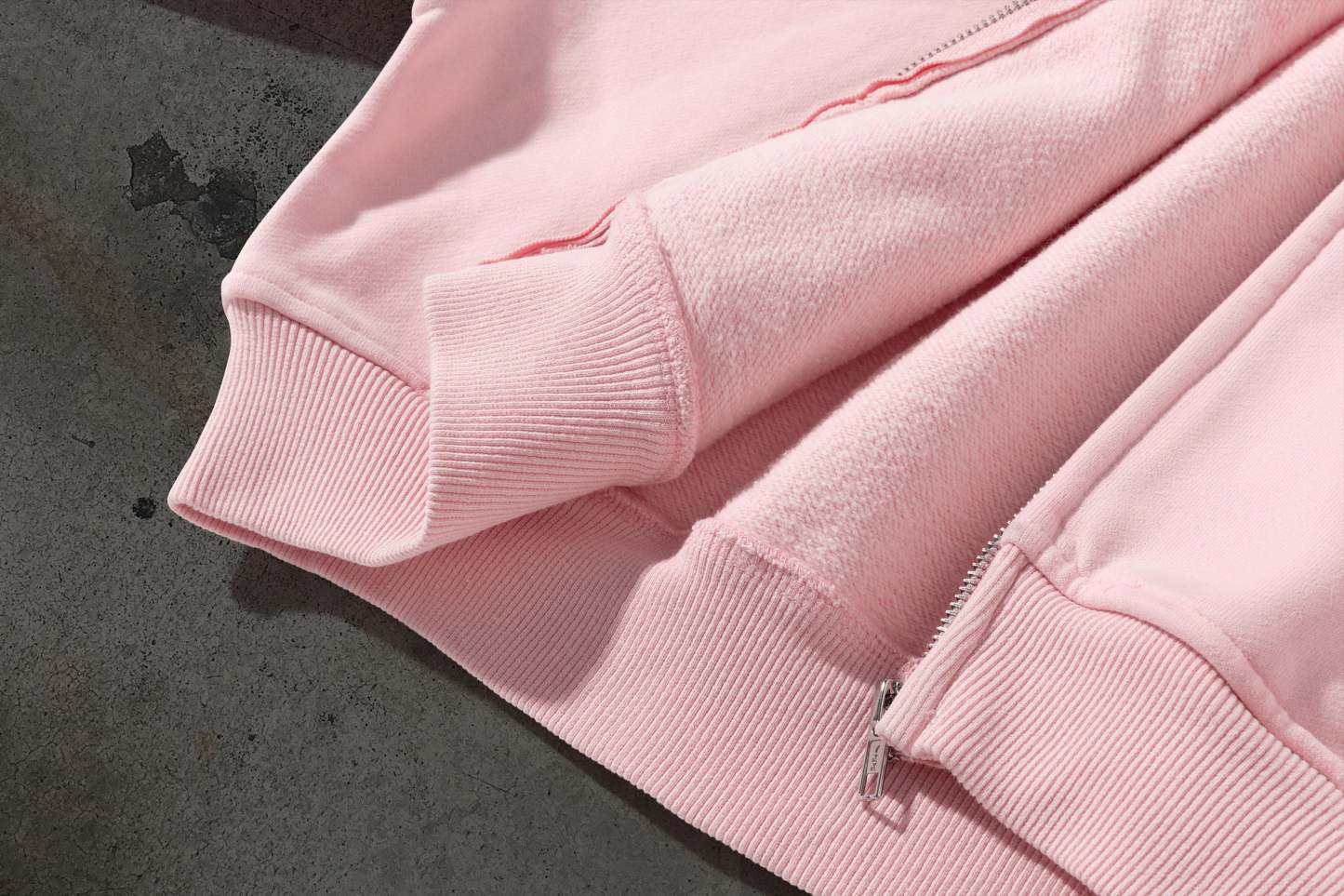 WOMENS CROPPED ZIP (BABY PINK)-IYAMIUIO