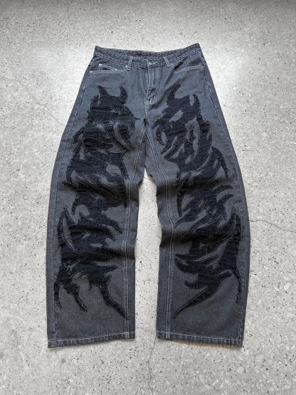 "CONFLICT" JEANS-IYAMIUIO
