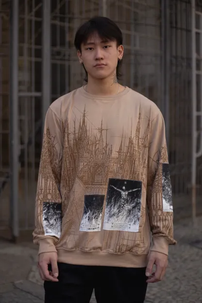 Moletinho Museum Long Sleeve-IYAMIUIO