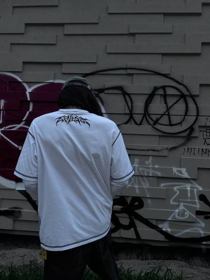 "Genesis" Long Sleeve-IYAMIUIO