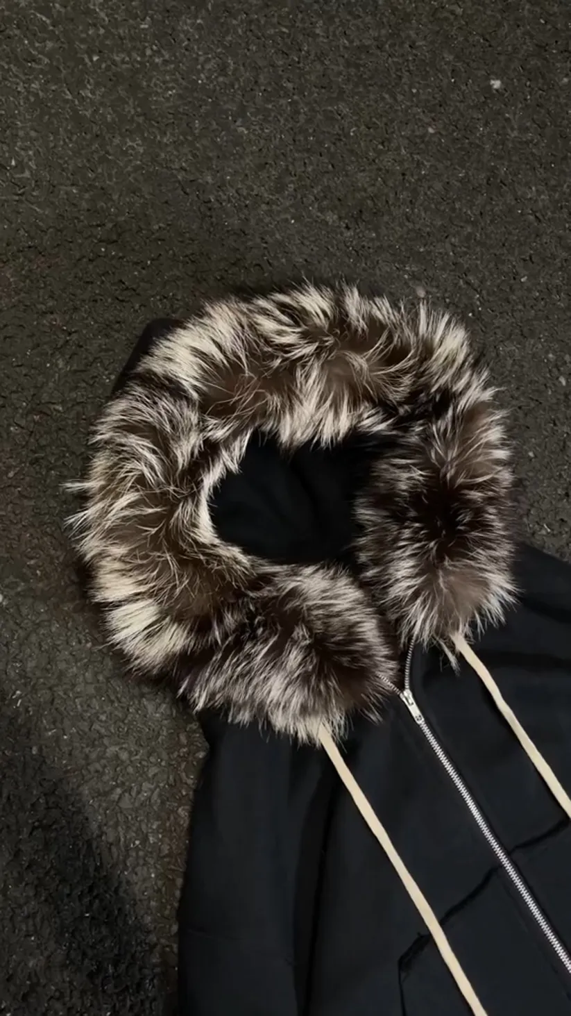 V3 Fur Hoodie-IYAMIUIO