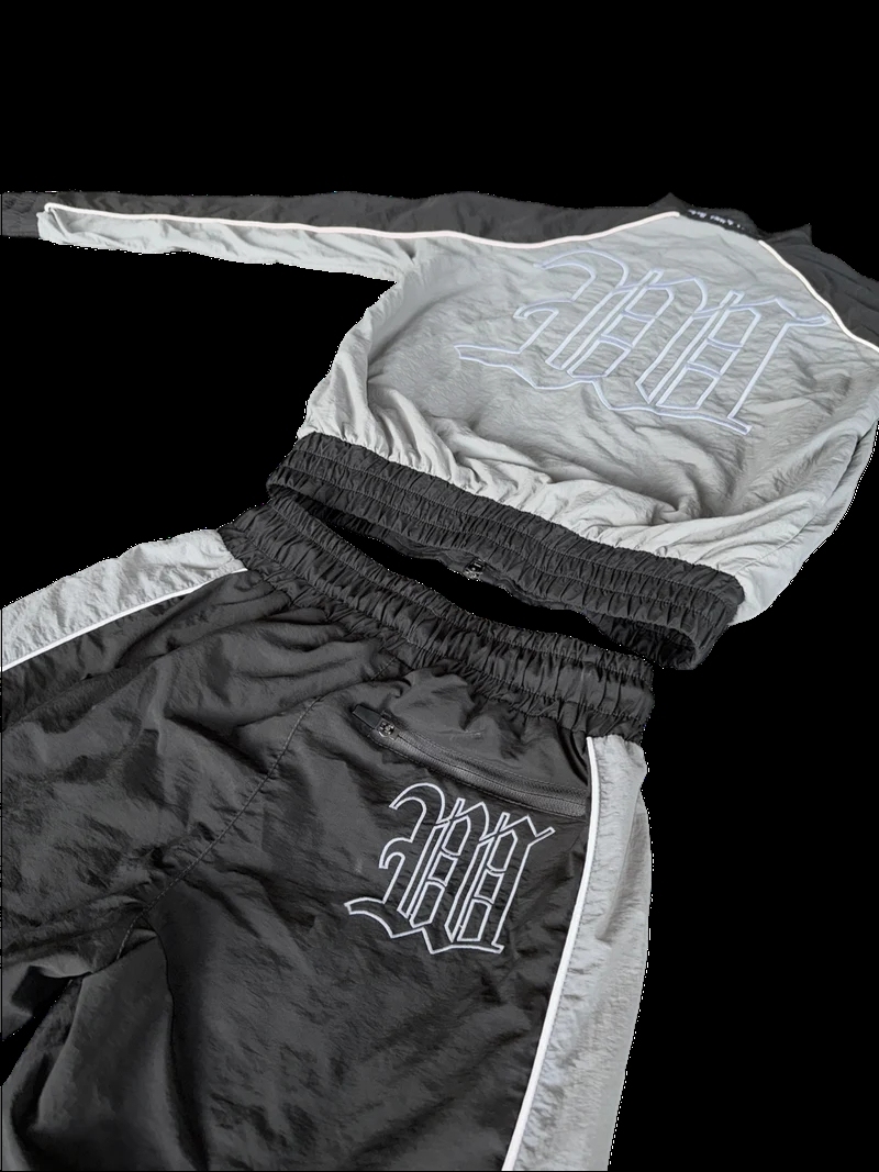 CONVERTIBLE TRACKSUIT MONOCHROME-IYAMIUIO