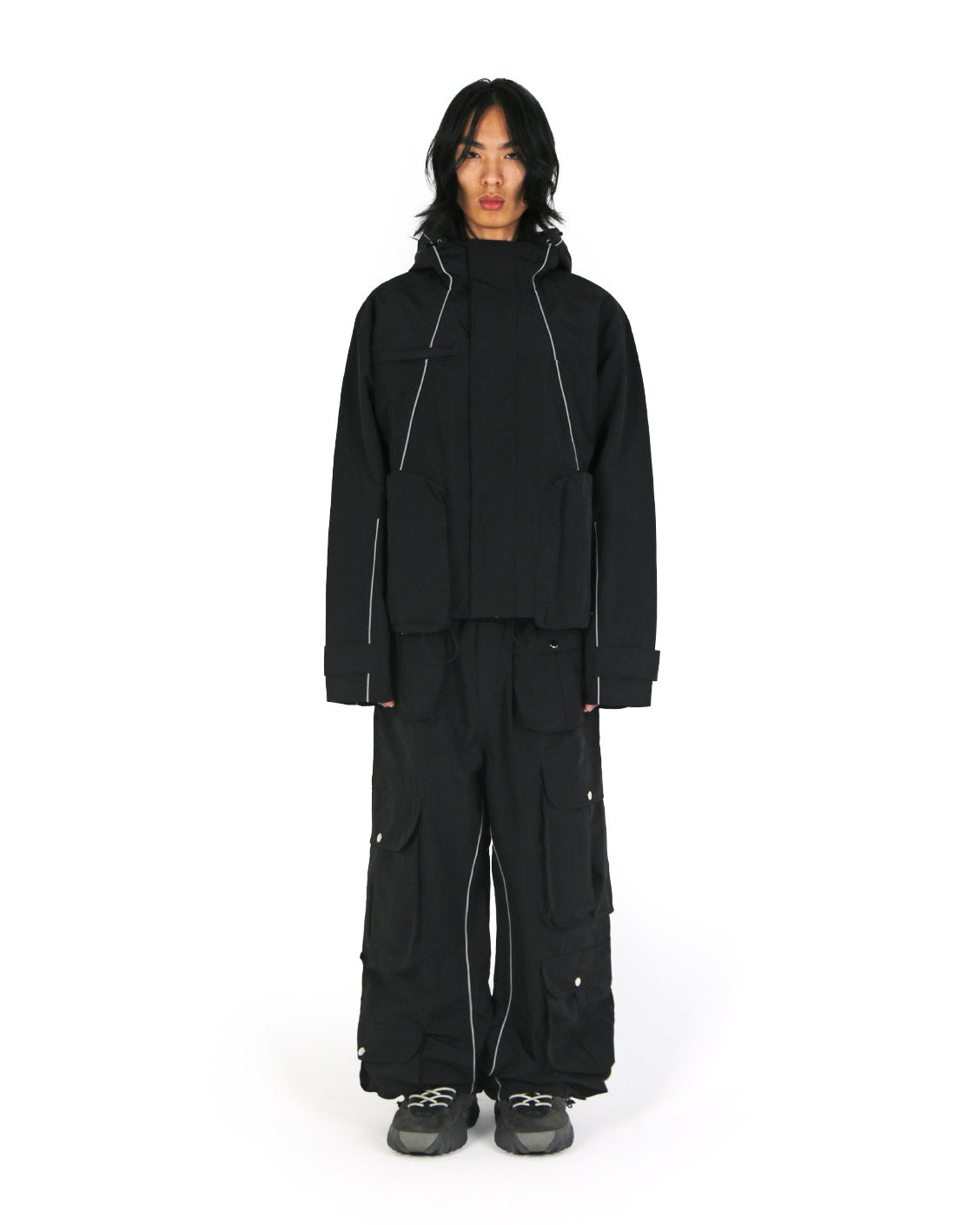 Tech Cargo Black-IYAMIUIO