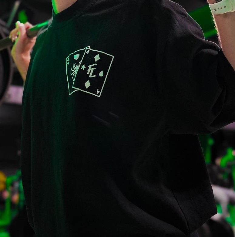 Hisoka Phantom TEE-H×H-IYAMIUIO