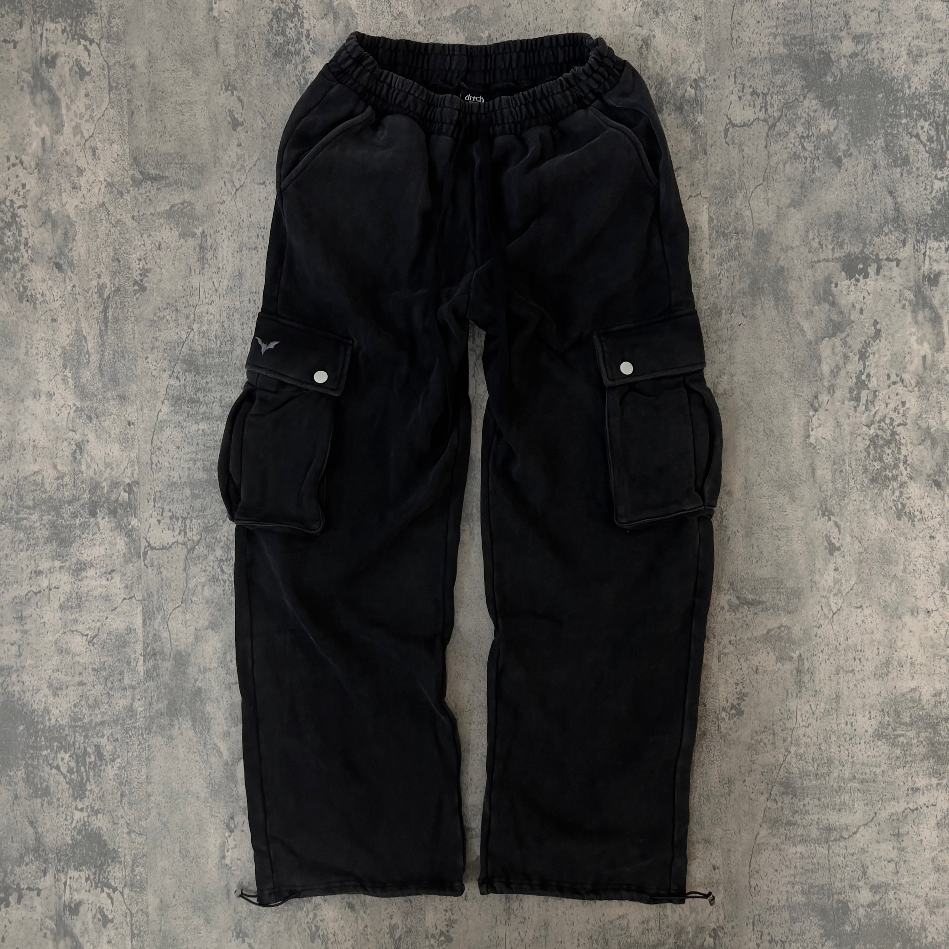 CARGO SWEATS (COAL)-IYAMIUIO