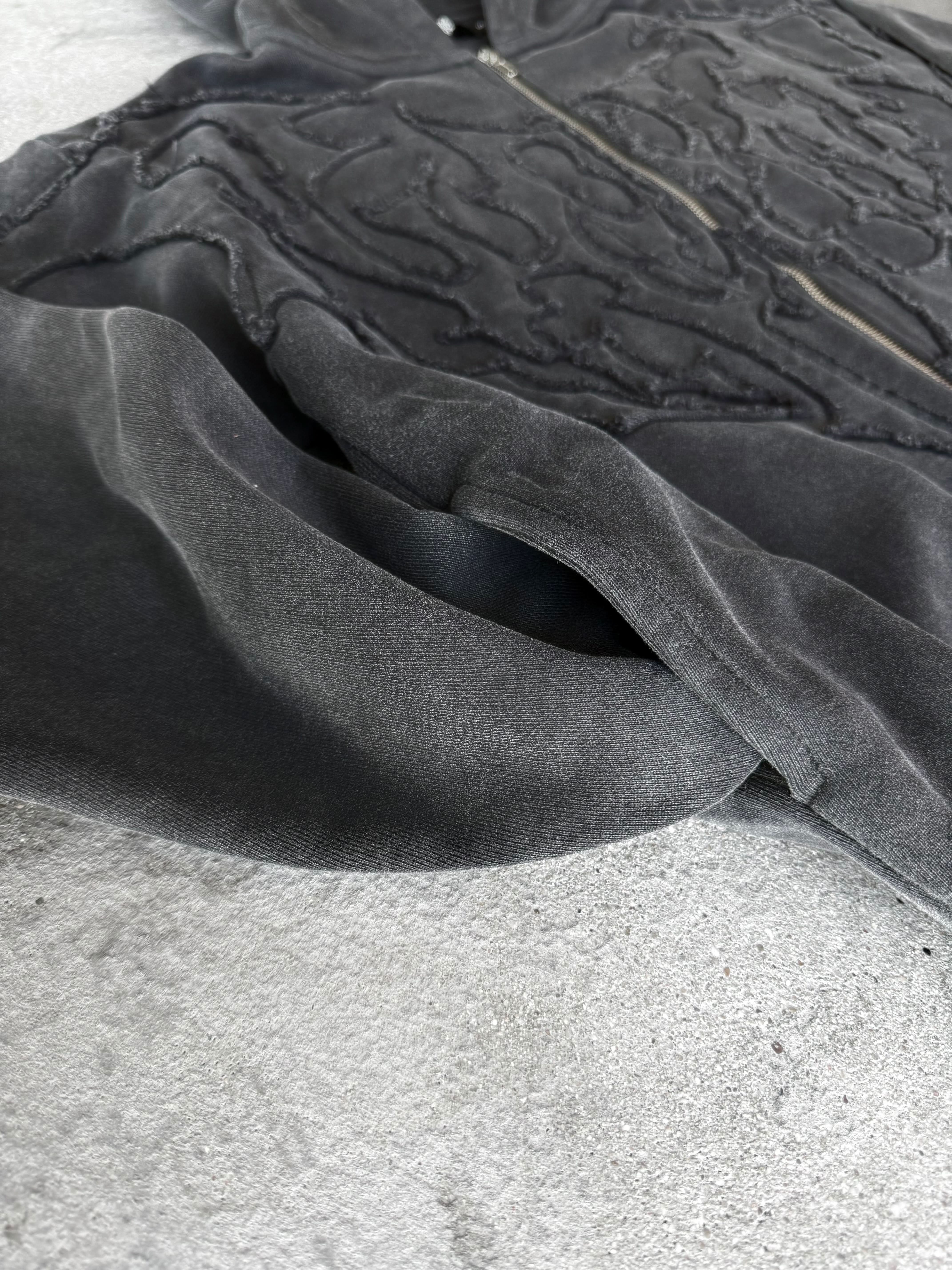 “Pholoh” Zip-Up (Stone)-IYAMIUIO