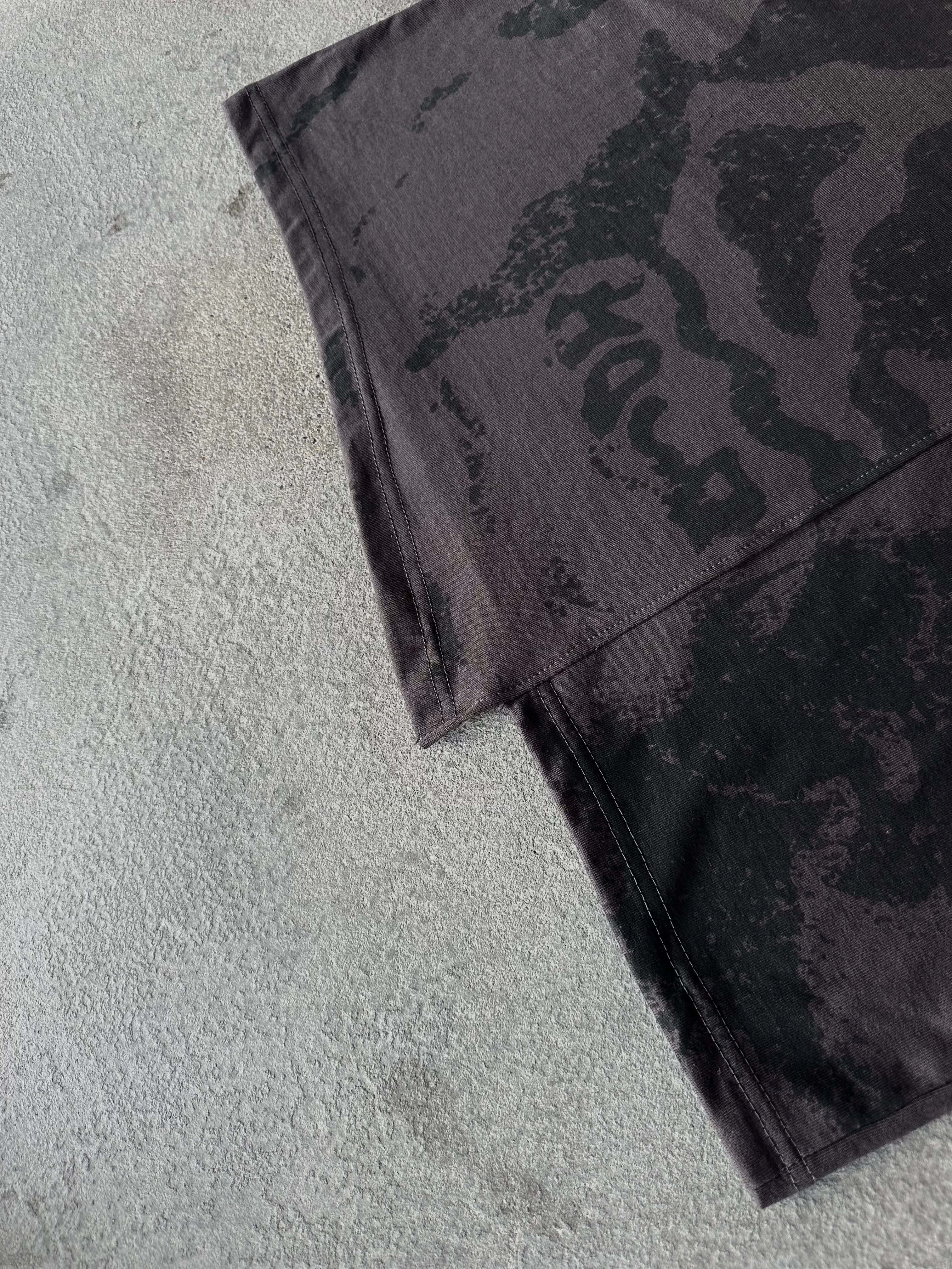 "2face" T-shirt-IYAMIUIO