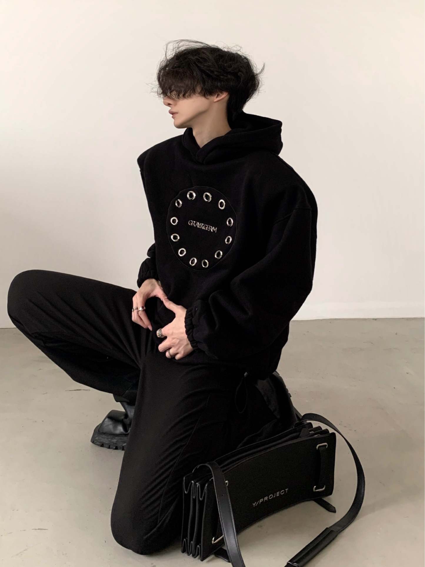 【23s November.】High Street Metal Heavy Black Sweatshirt-IYAMIUIO