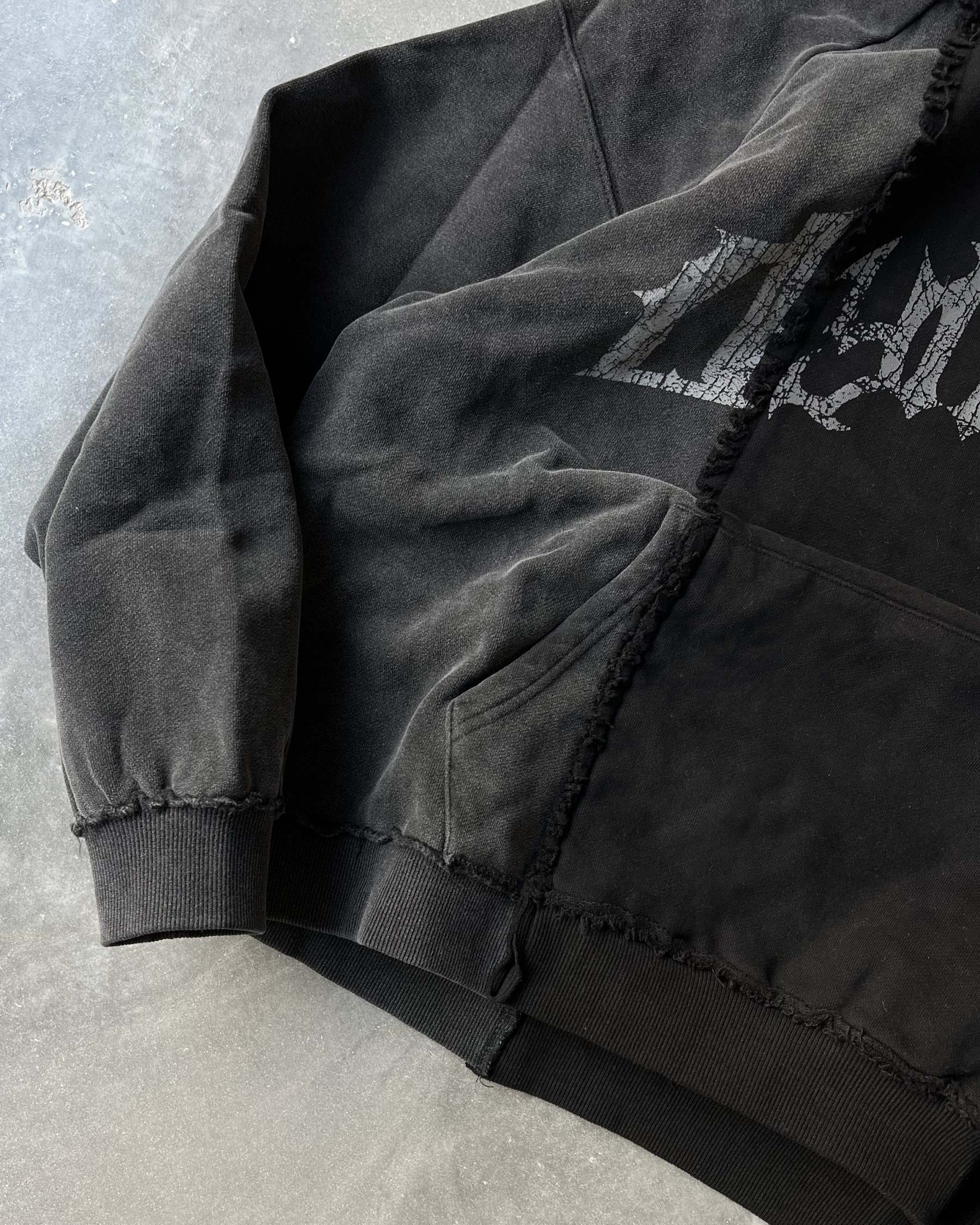 SPLIT PULLOVER (NOIR/COAL)-IYAMIUIO