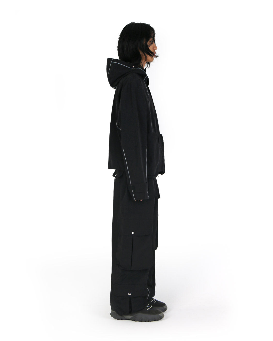 Tech Cargo Black-IYAMIUIO