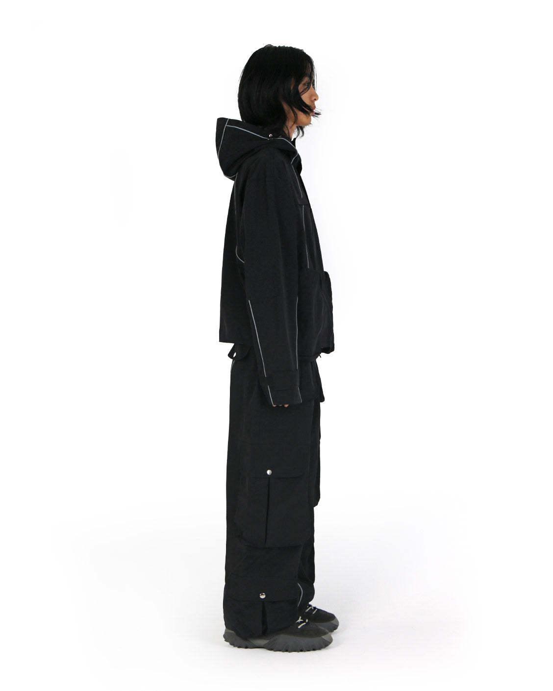 Tech Cargo Black-IYAMIUIO