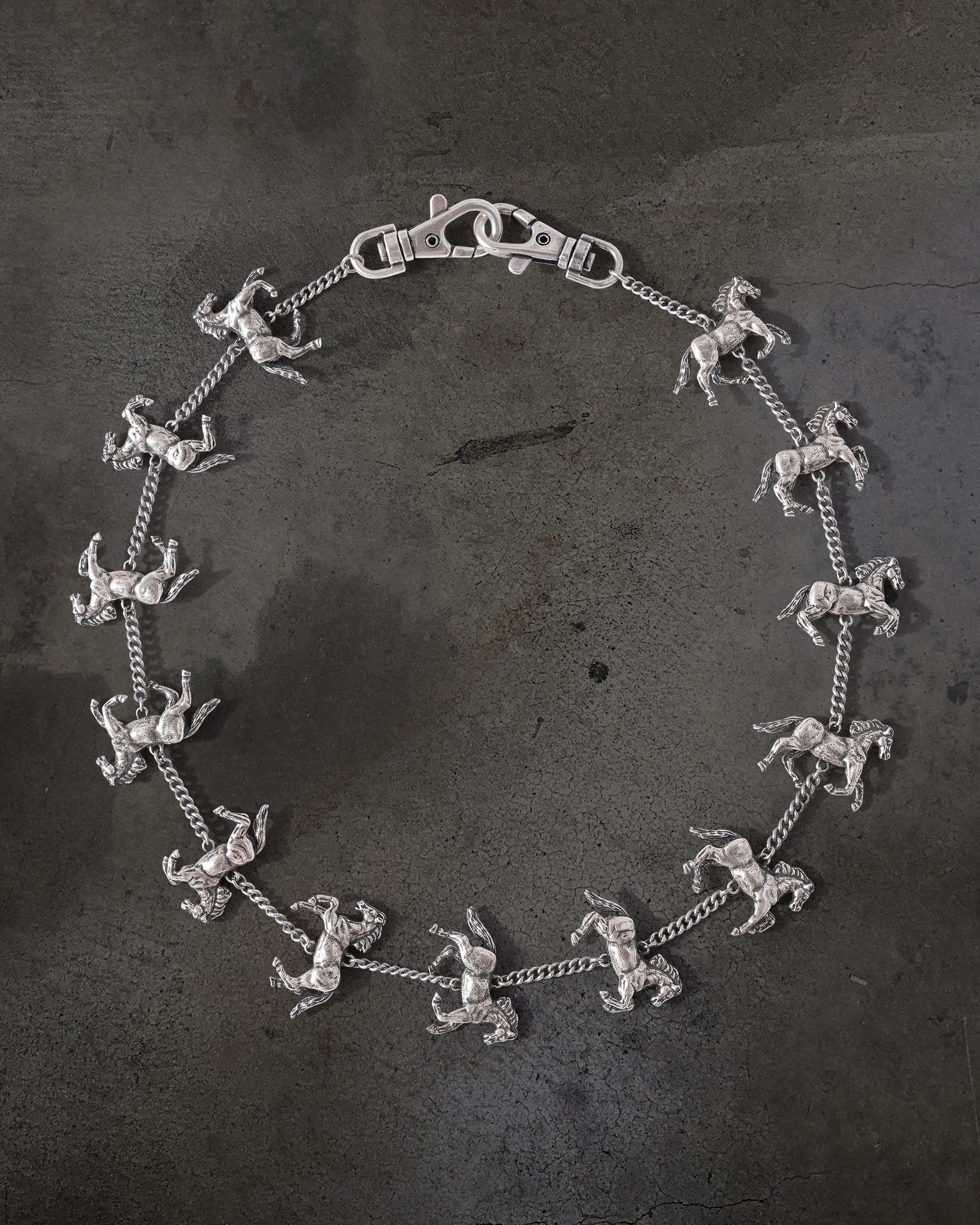 CAROUSEL WALLET CHAIN-IYAMIUIO