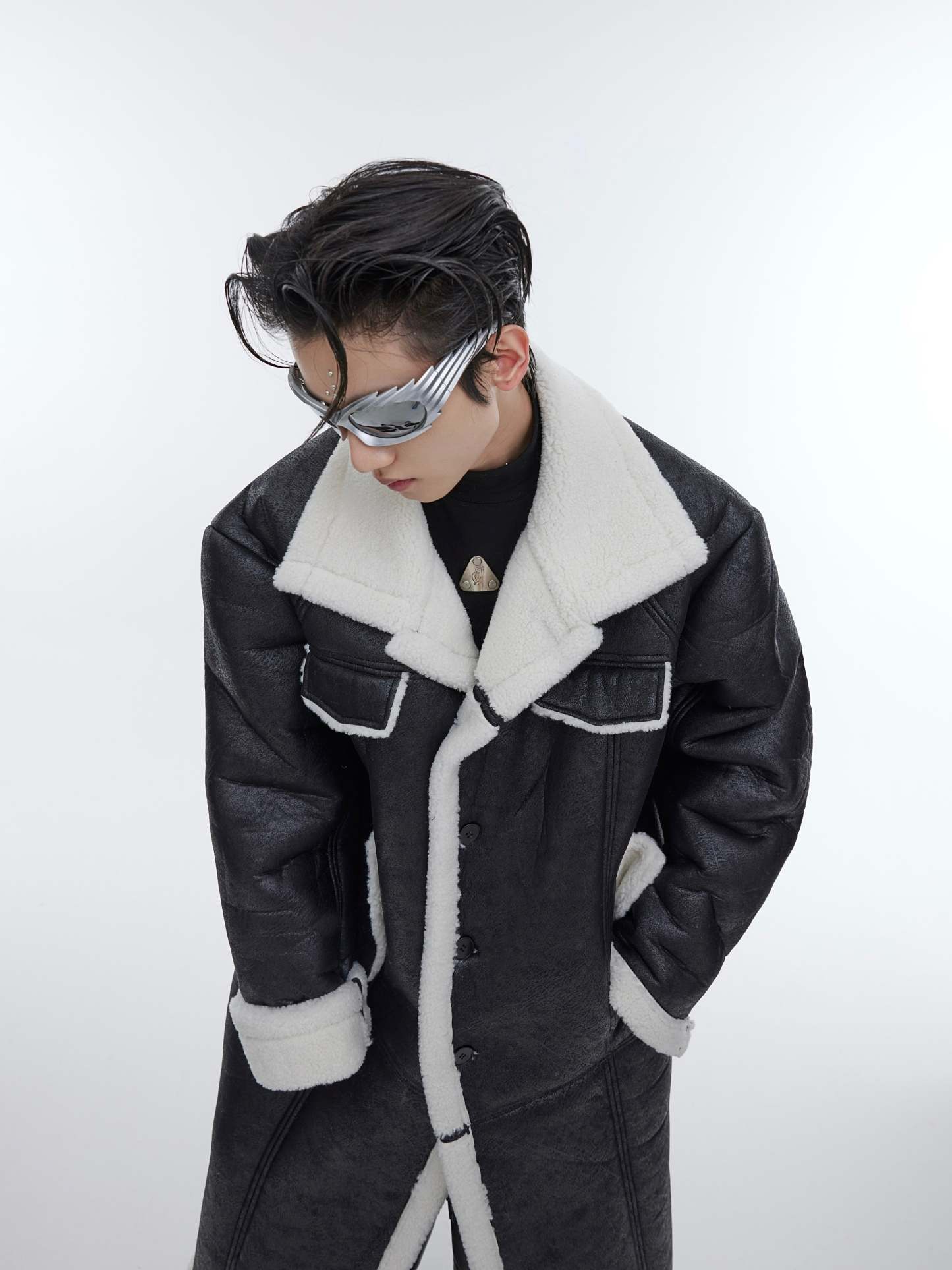 【23s November.】Sherpa Paneled Leather Coat-IYAMIUIO