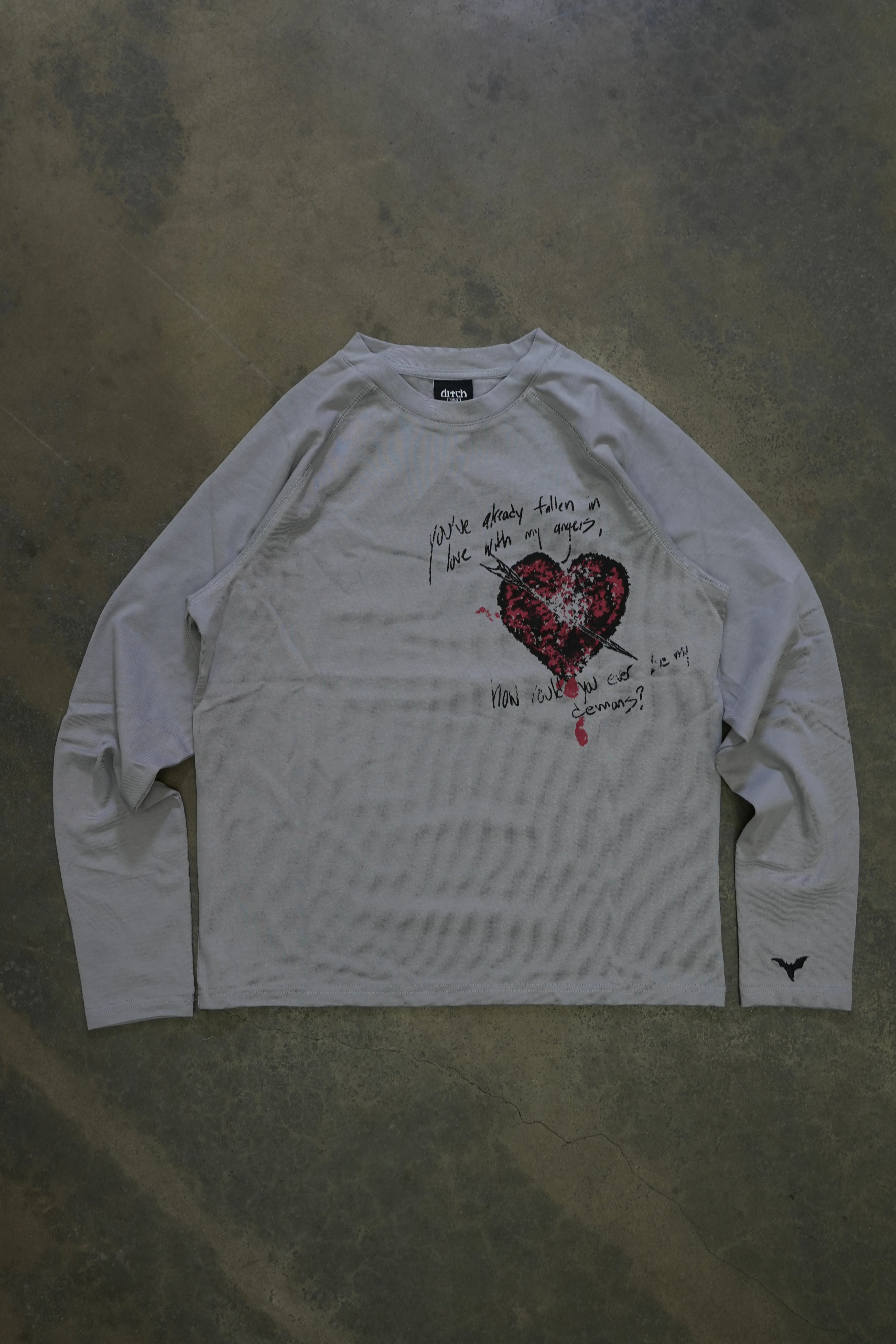 DEMONS L/S (IVORY)-IYAMIUIO