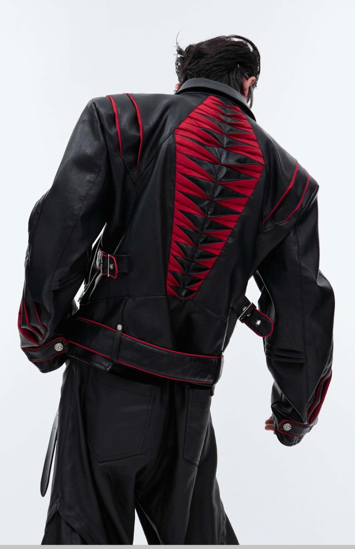 【24s Sep.】Pleated Spine Graphic Cropped Leather Biker Jacket-IYAMIUIO
