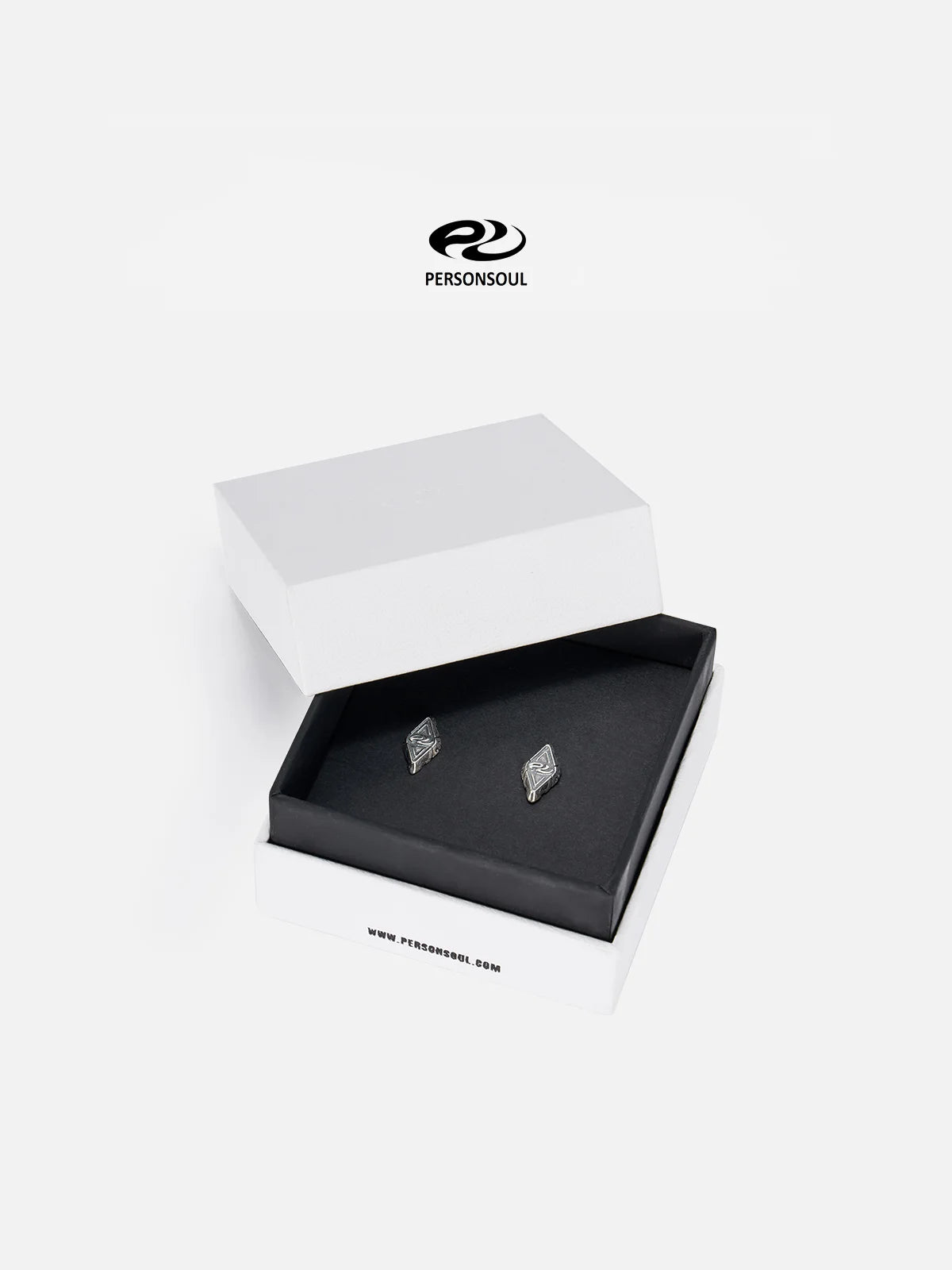 Personsoul Geometric Silver Stud Earrings-IYAMIUIO