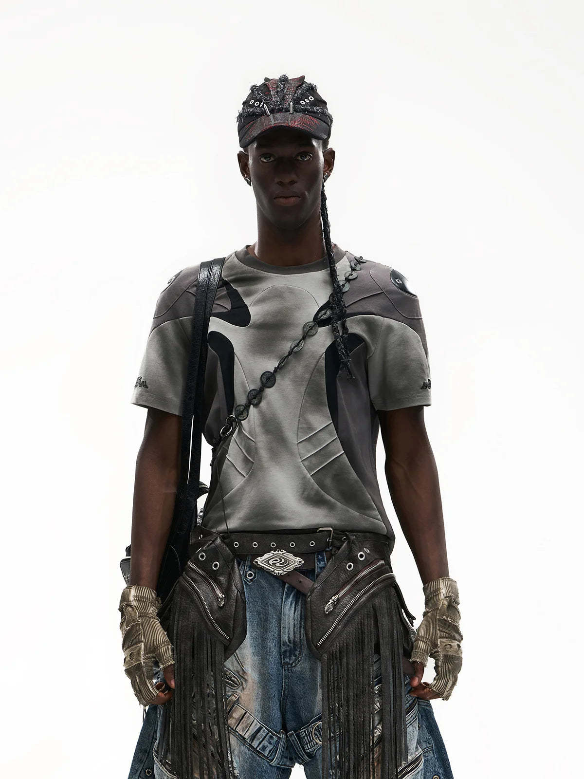 Spliced Cooling Slim T-Shirt with Embroidered Shoulder Details-IYAMIUIO