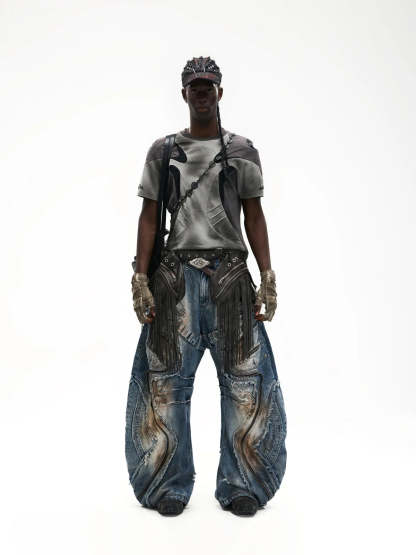 Curved Blade Pleated Jeans with Distressed Wash-IYAMIUIO