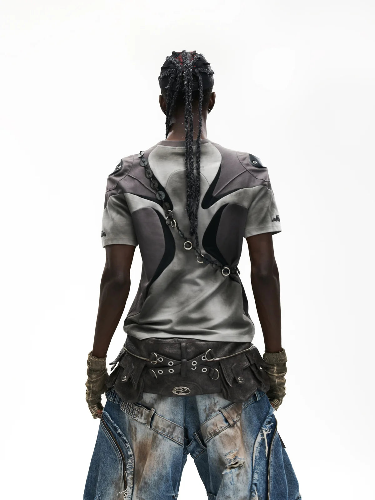 Spliced Cooling Slim T-Shirt with Embroidered Shoulder Details-IYAMIUIO