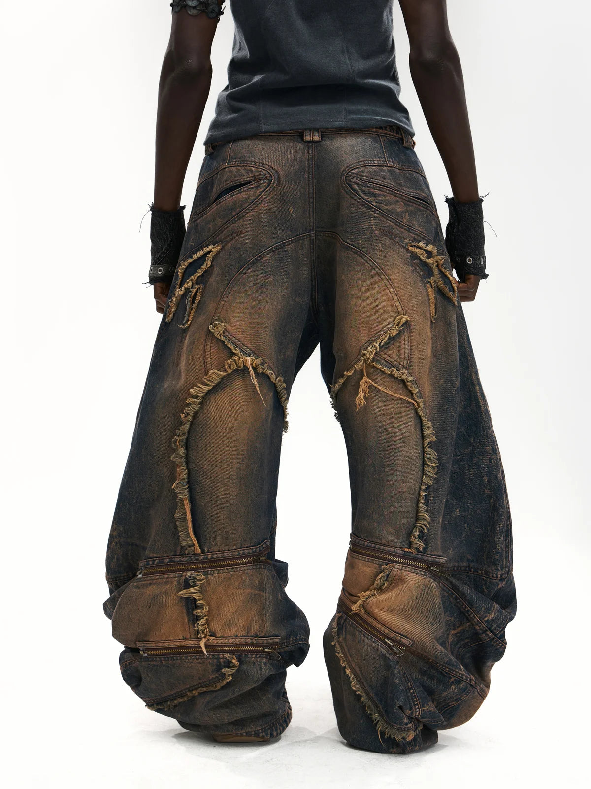 Vintage Wash Curved Leg Patchwork Jeans with Customizable Hem & Embroidery-IYAMIUIO