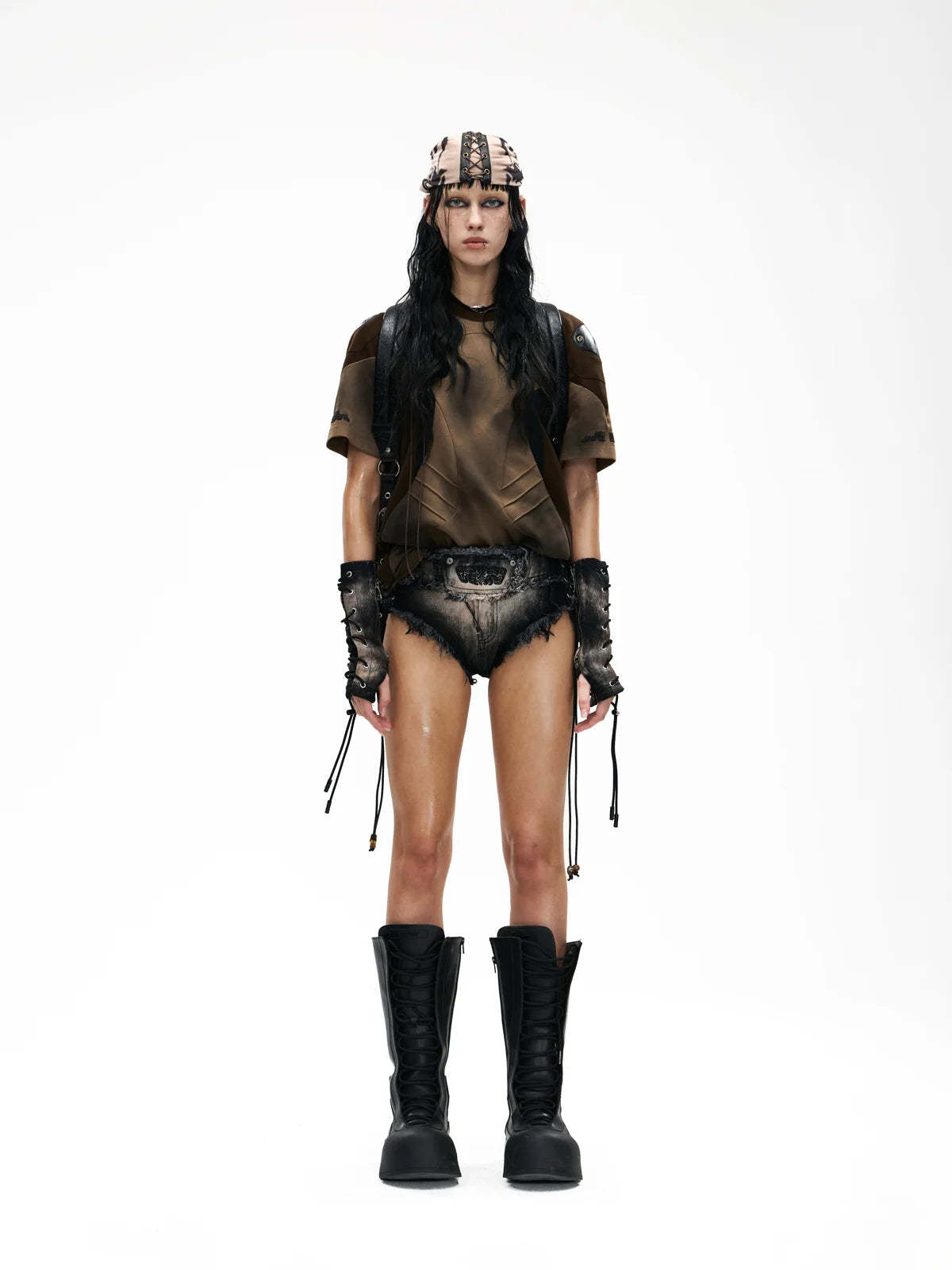 Spliced Cooling Slim T-Shirt with Embroidered Shoulder Details-IYAMIUIO