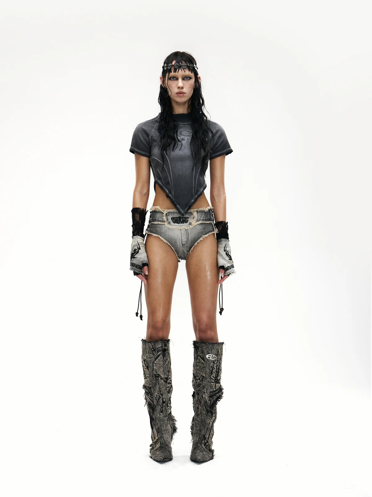 Raw Edge Deconstruction V-hem Top-IYAMIUIO