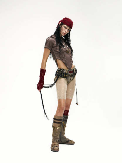 Raw Edge Deconstruction V-hem Top-IYAMIUIO